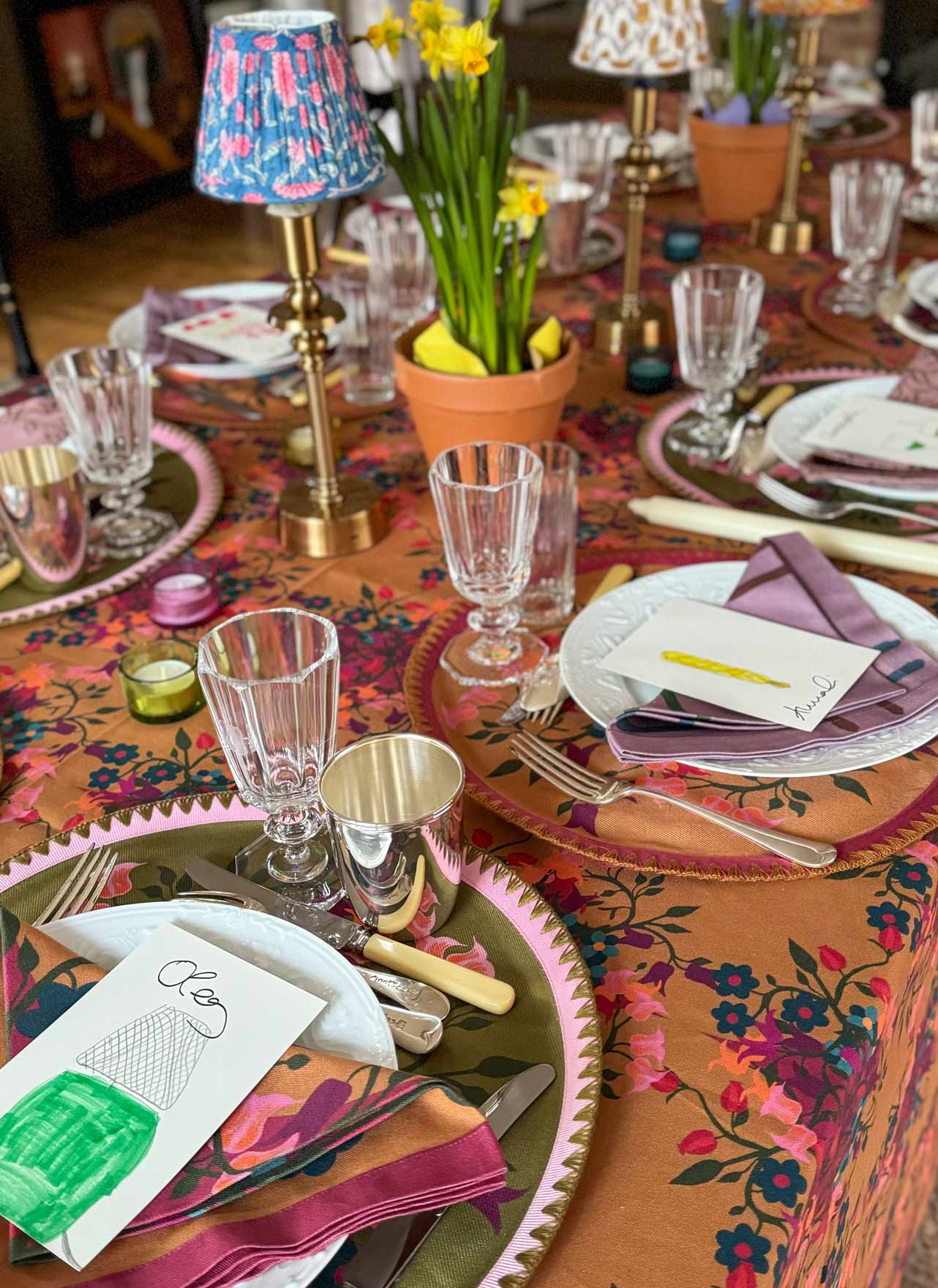 Round Placemat in Orange with Blumen Print (Set of 6)