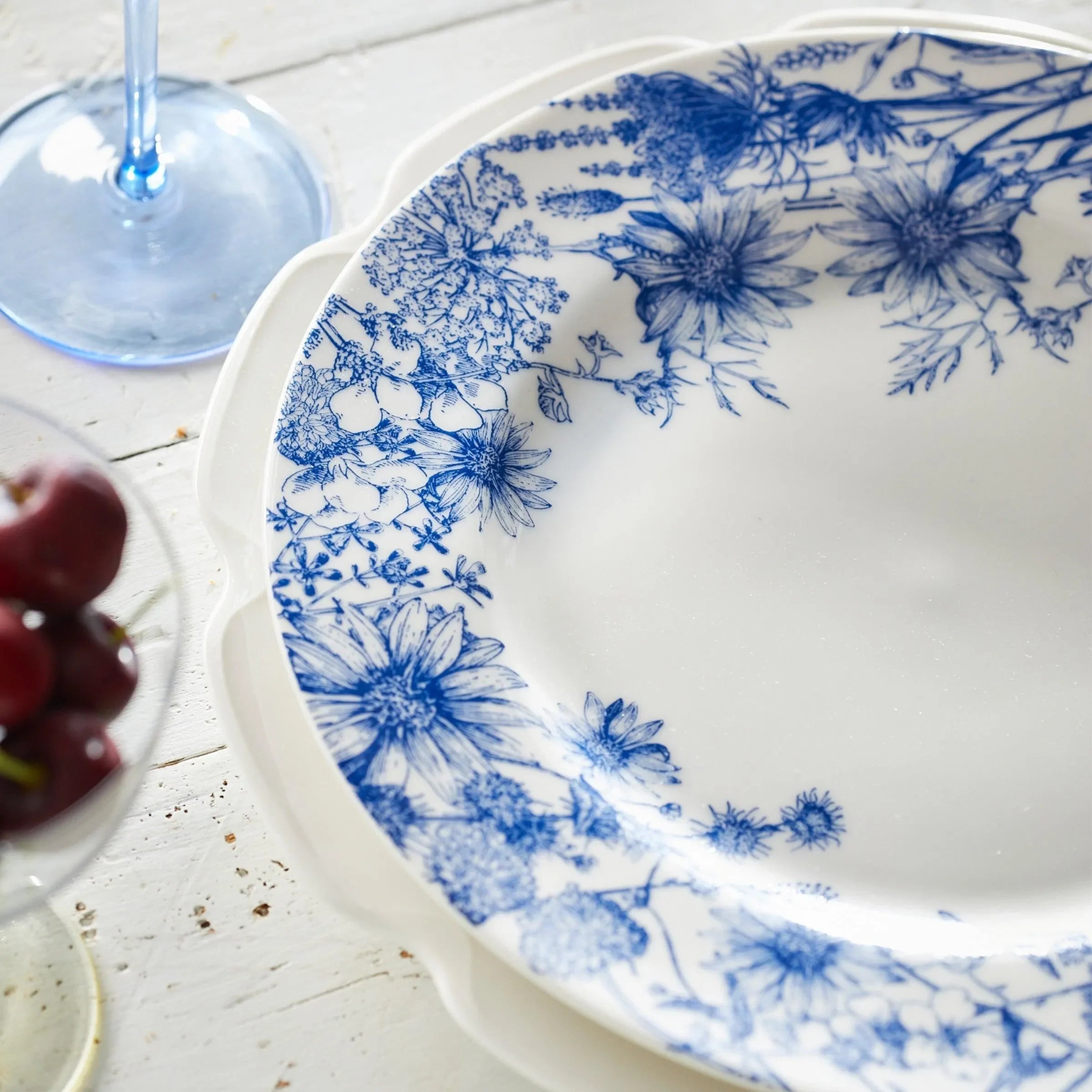 Summer Blues Rimmed Porcelain Dinner Plate - The Mayfair Hall