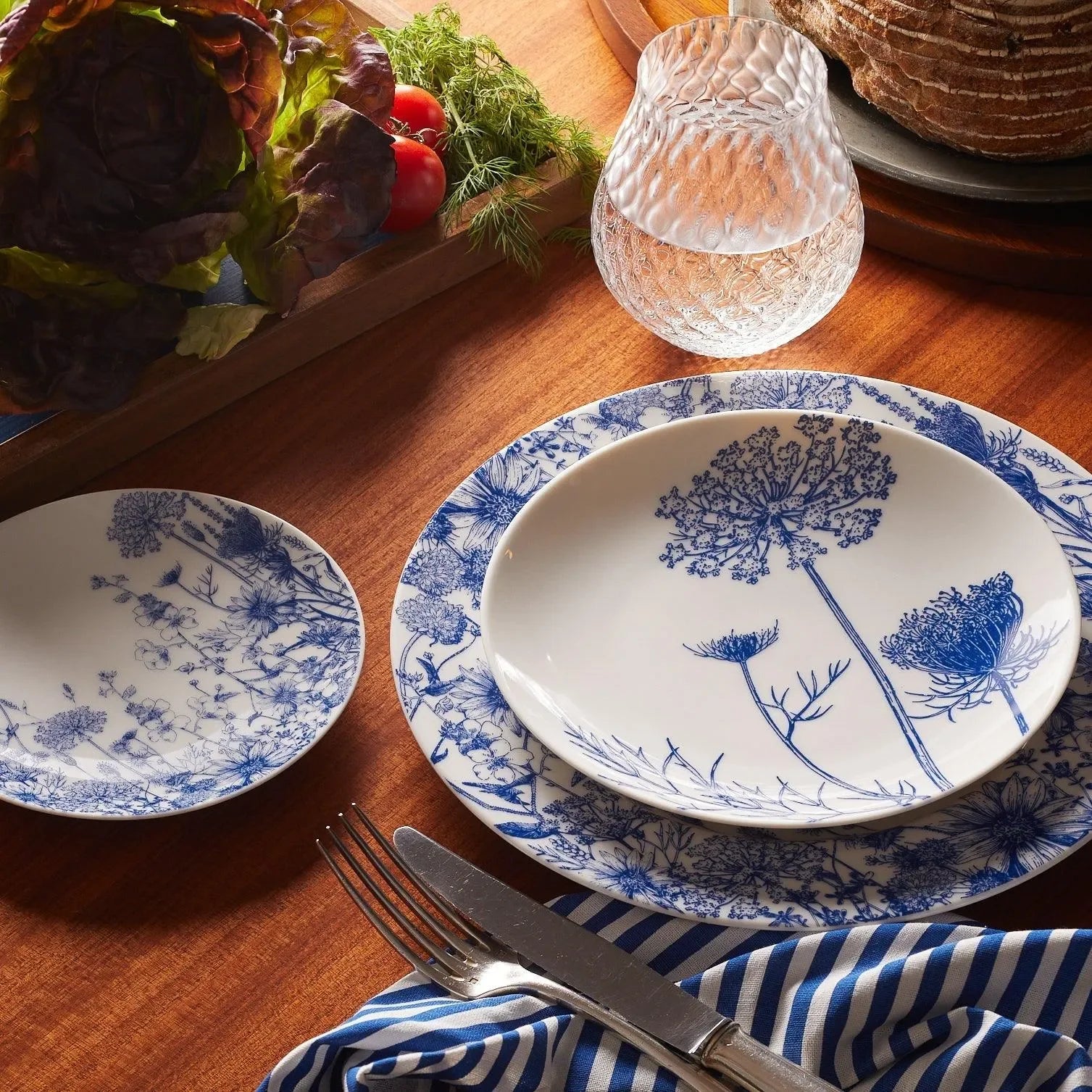 Summer Blues Rimmed Porcelain Dinner Plate - The Mayfair Hall