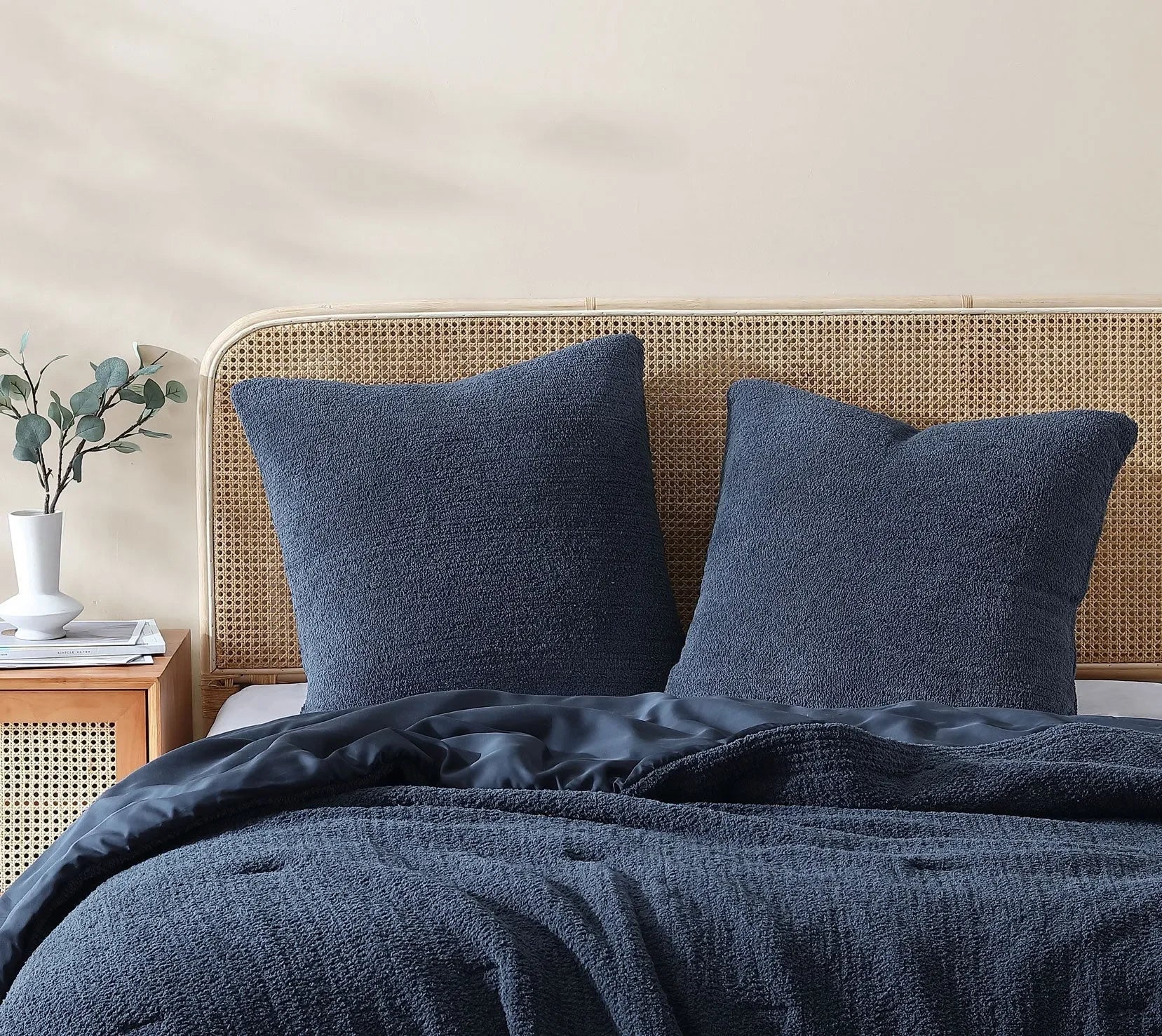 Snug Stitch Comforter - The Mayfair Hall