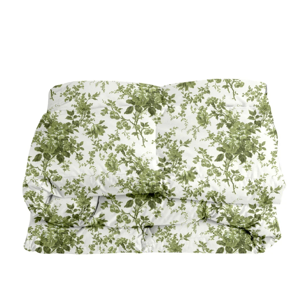 Keaton in Eloise Comforter - The Mayfair Hall