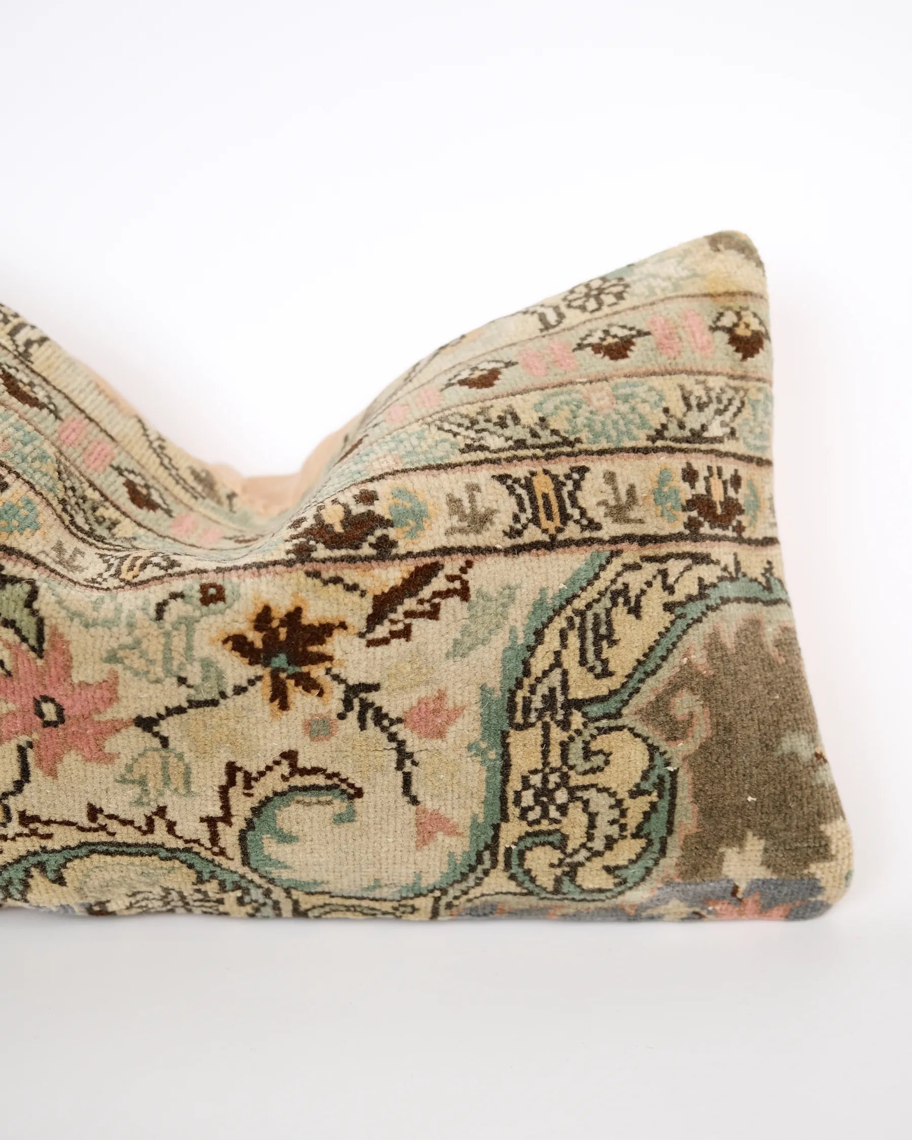 Yasmin Turkish Lumbar