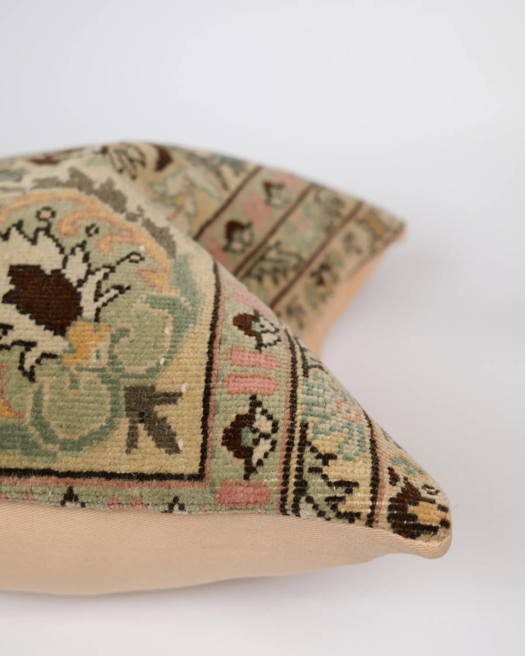 Yasmin Turkish Pillow