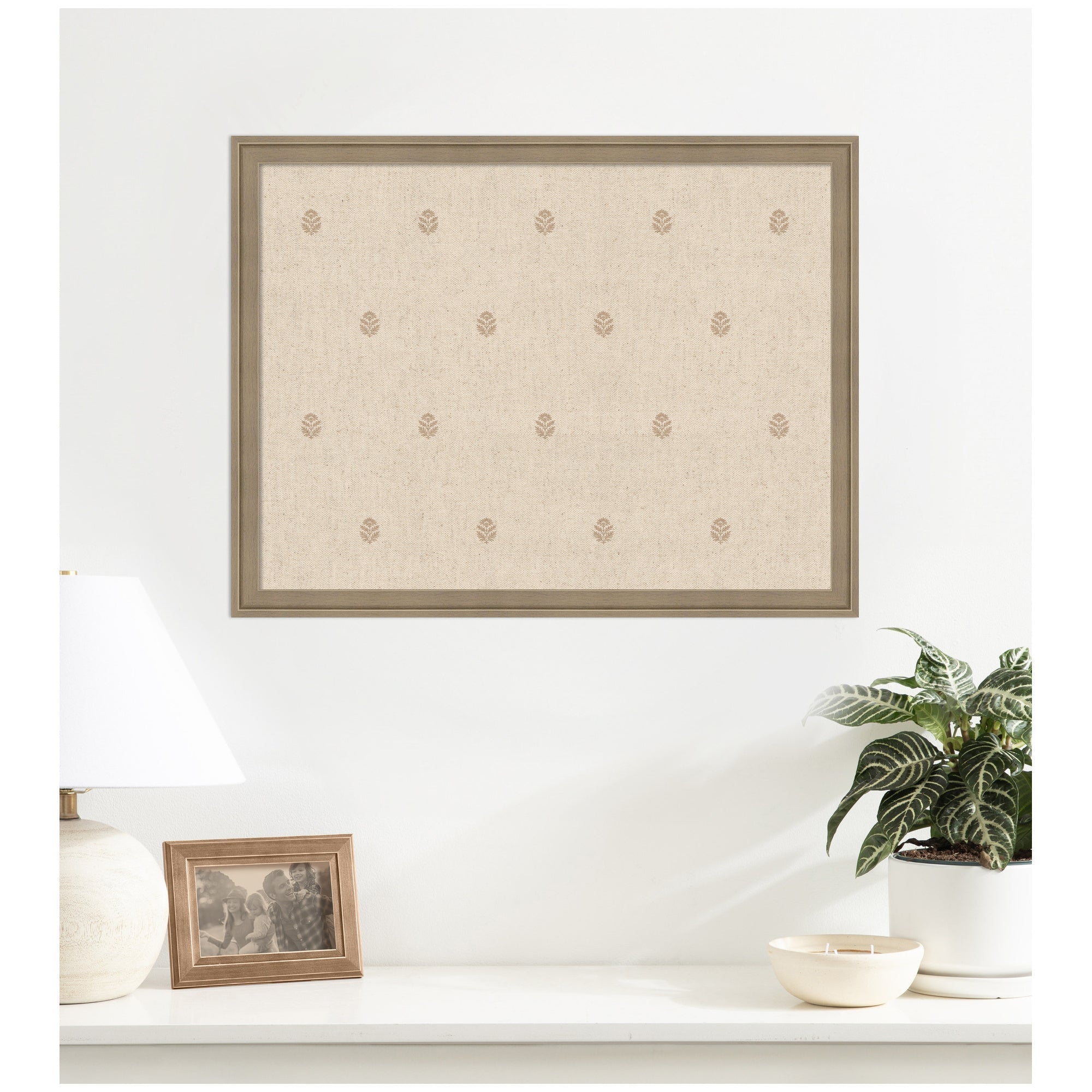 Pinboard Beige Botanical Block Print