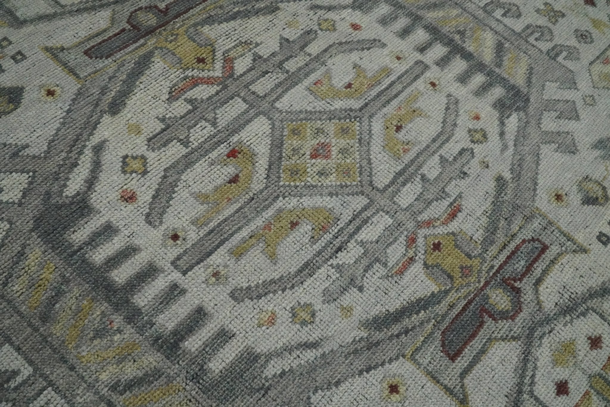 Antique Hand Knotted 8x10 Gray and Silver Traditional Medallion Area Rug | TRD2388 - The Rug Decor