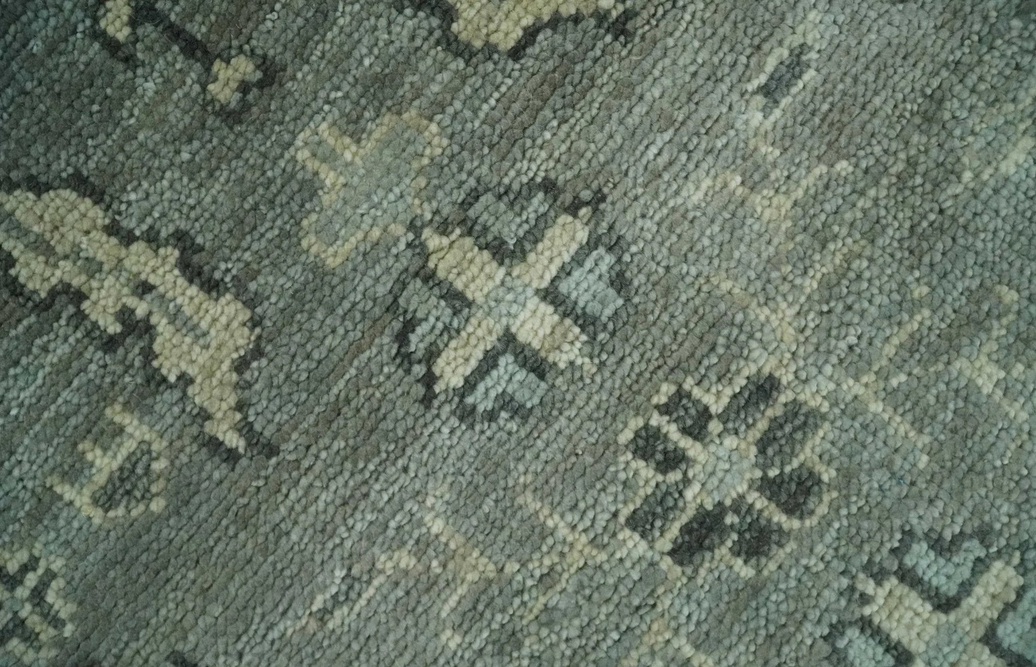 Antique Oushak Hand Knotted 5x8, 6x9, 8x10, 9x12, 10x14 and 12x15 Silver and Charcoal Traditional Persian Wool Rug | TRDCP882912 - The Rug Decor