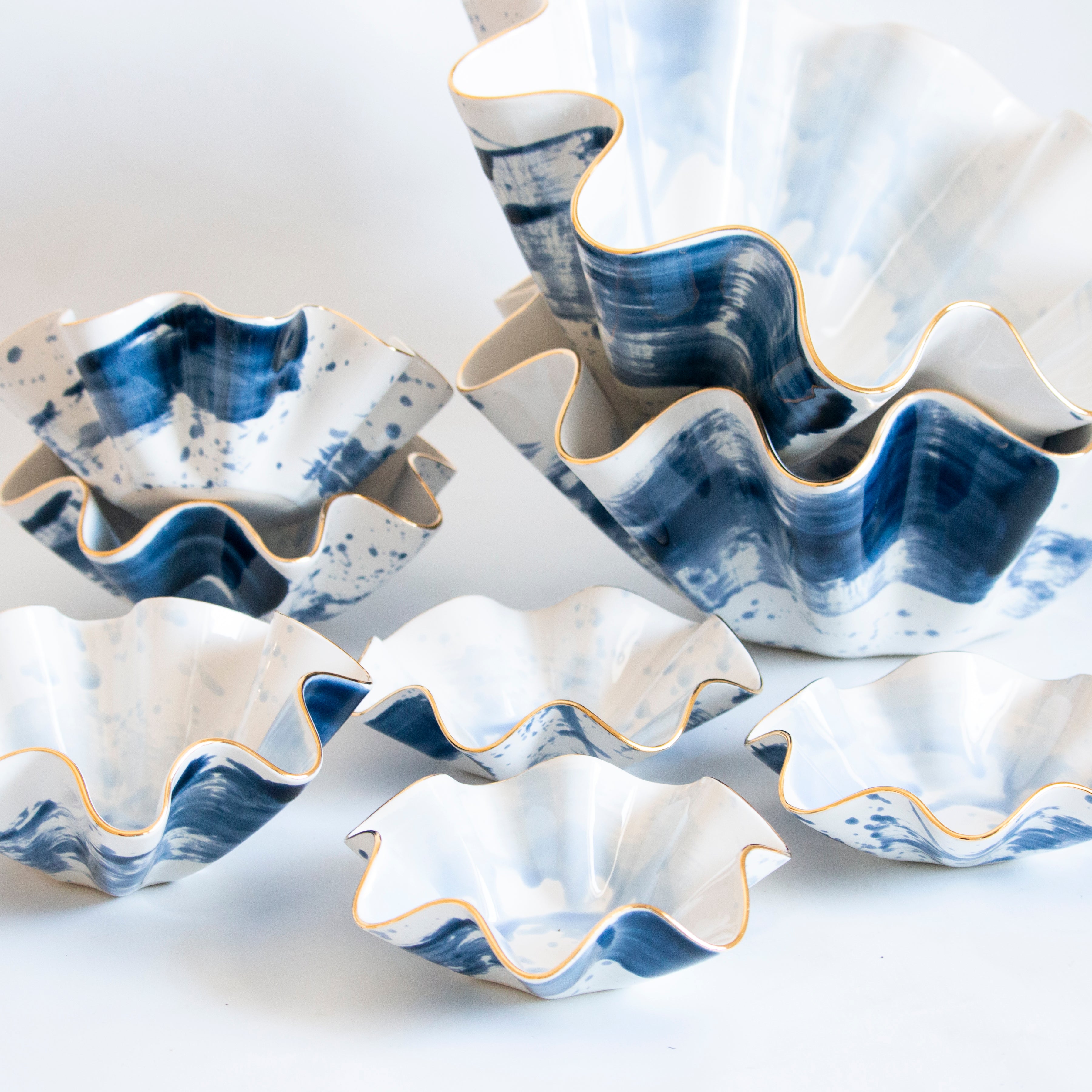 Desirie Blue Watercolor Wavy Bowl