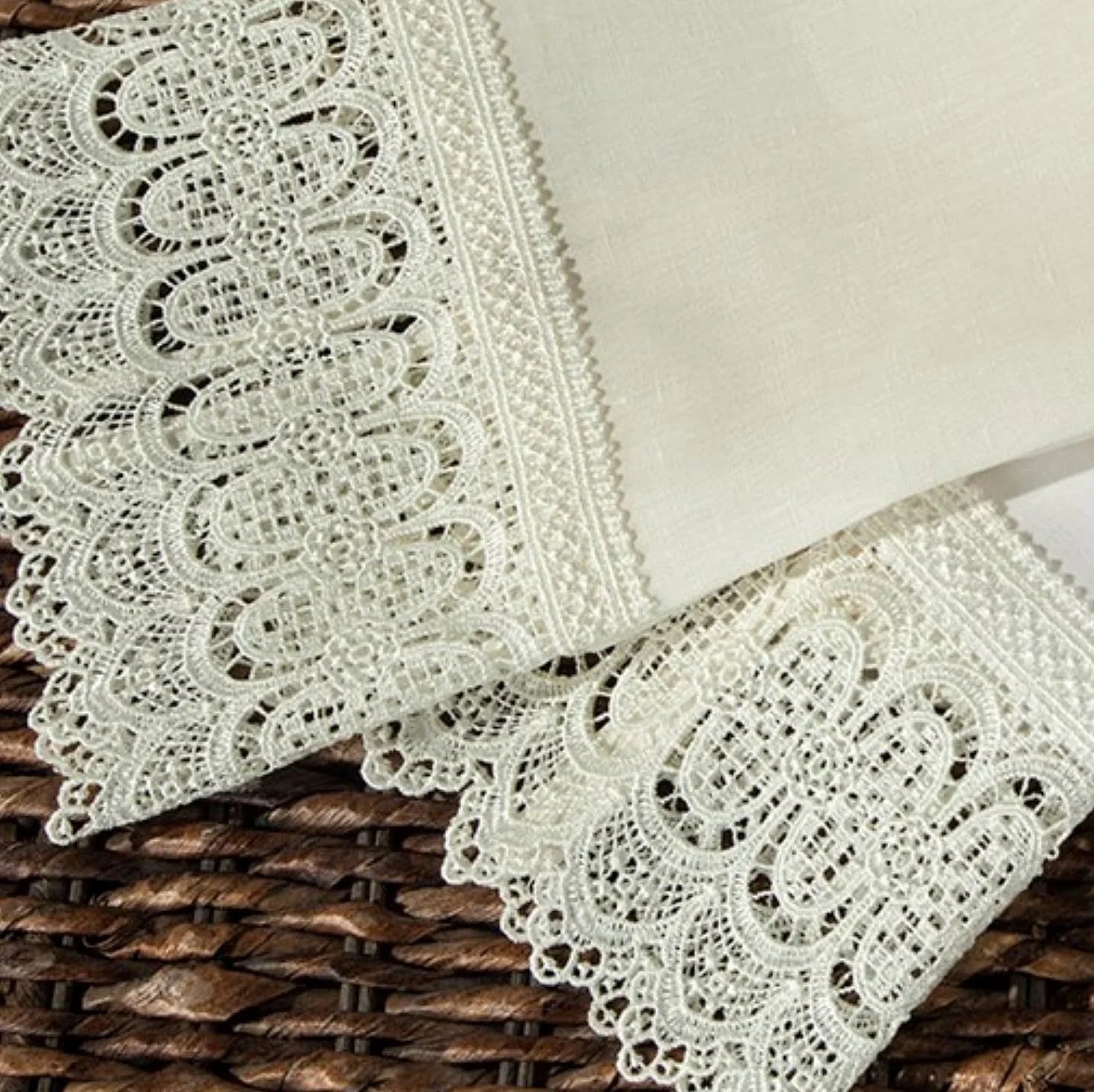 Doric Fingertip Towel - The Mayfair Hall
