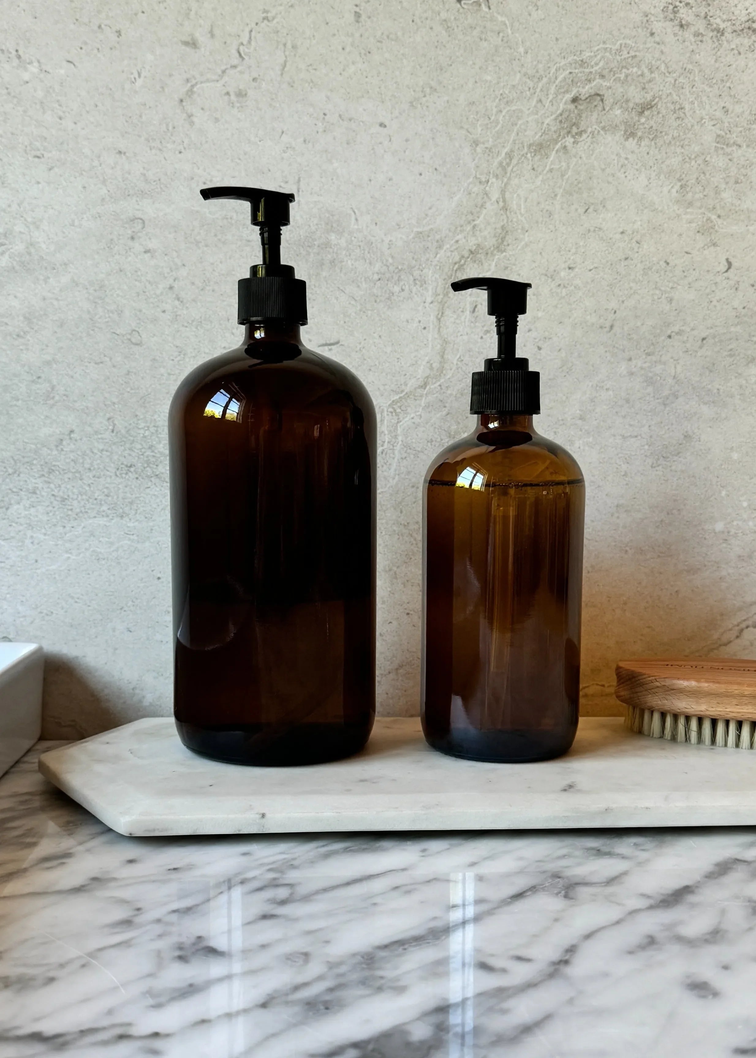 Amber Glass Bottle 17oz - The Mayfair Hall