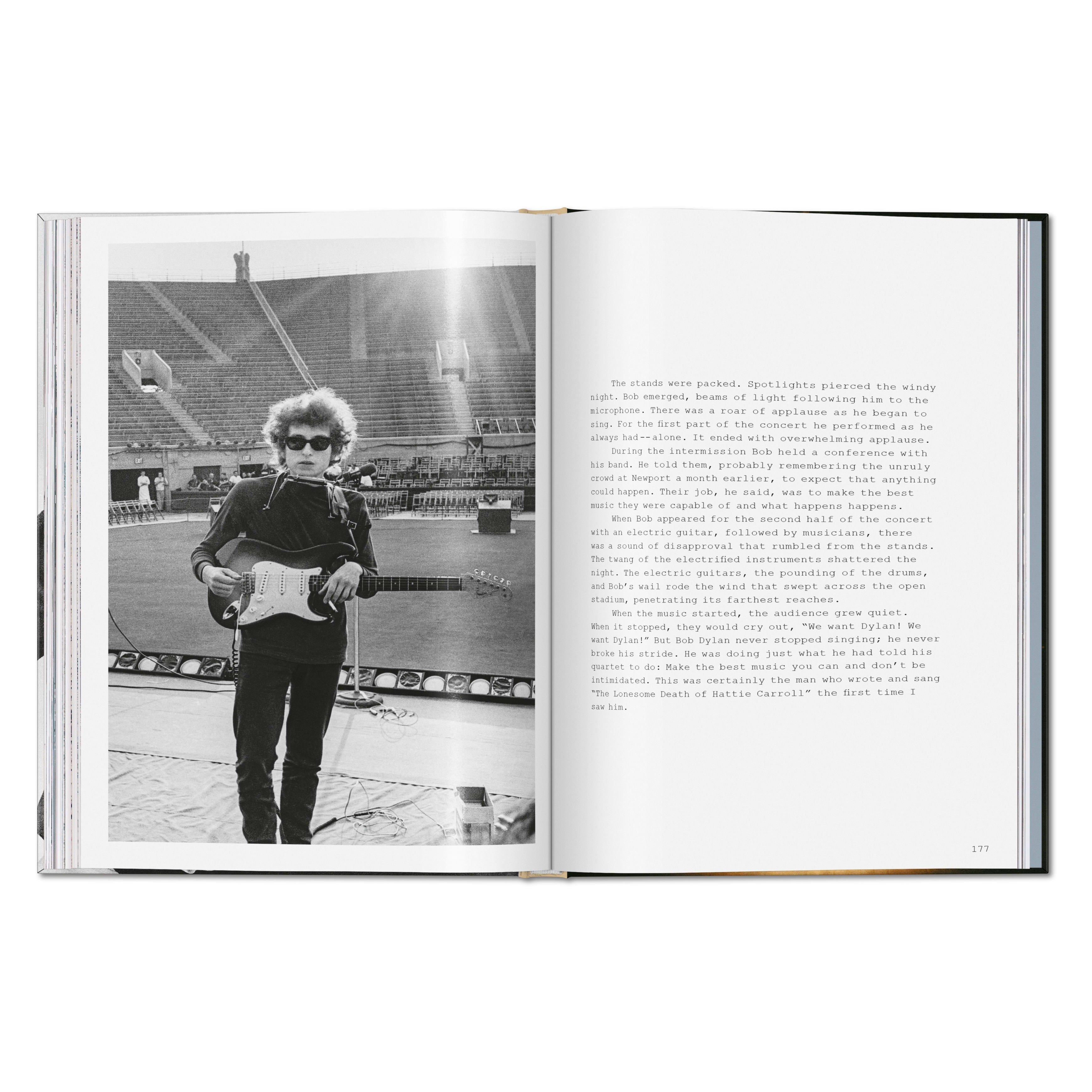 Daniel Kramer. Bob Dylan. A Year and a Day (English)