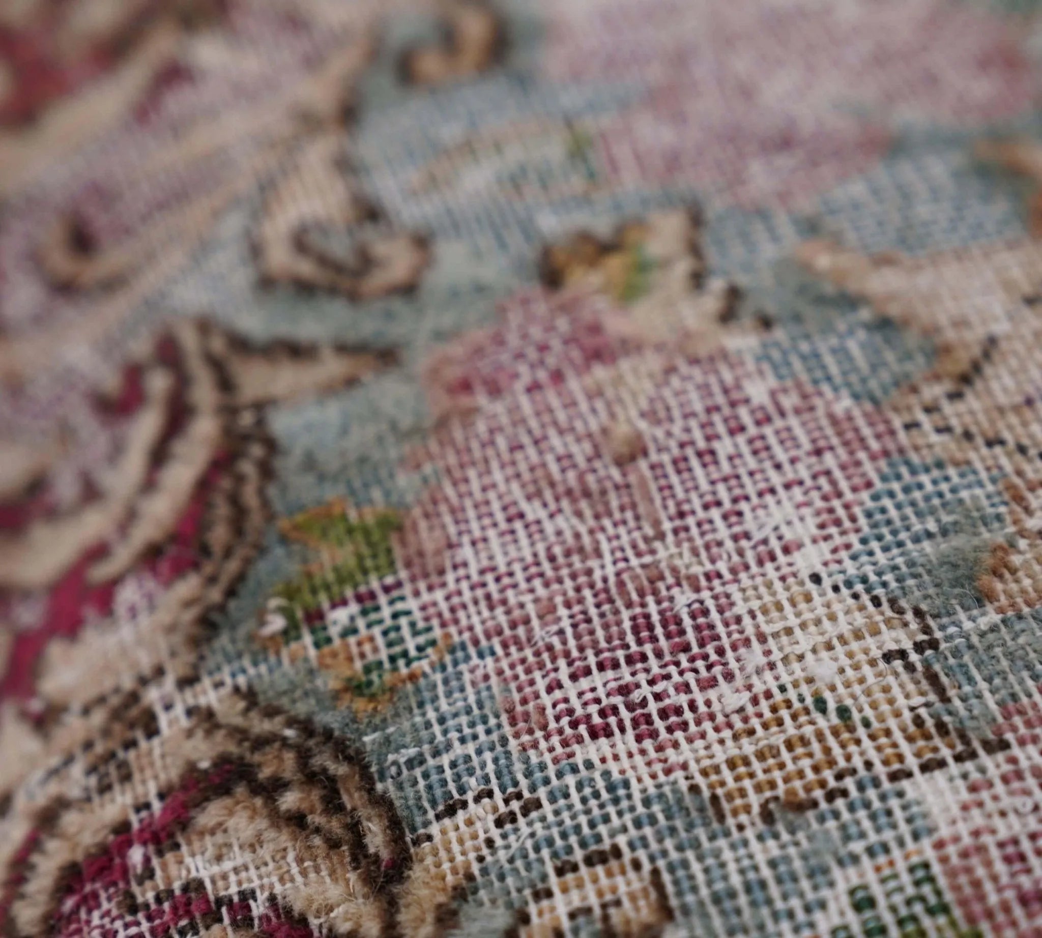Canvello Antique Rug Organic Wool Pillow - 16"x24"