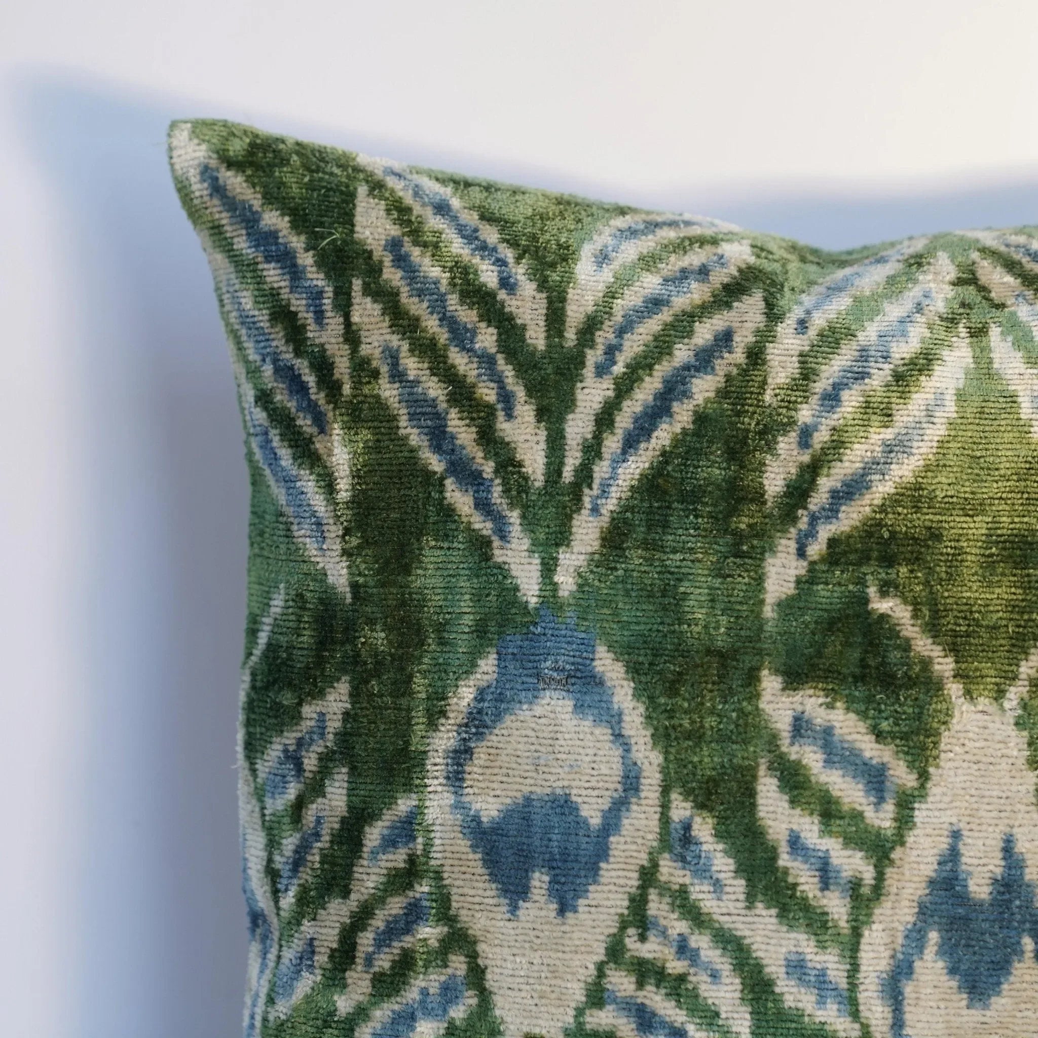 Canvello Handmade Green Pillows For Couch | 20 x 20 in (50 x 50 cm) - The Mayfair Hall