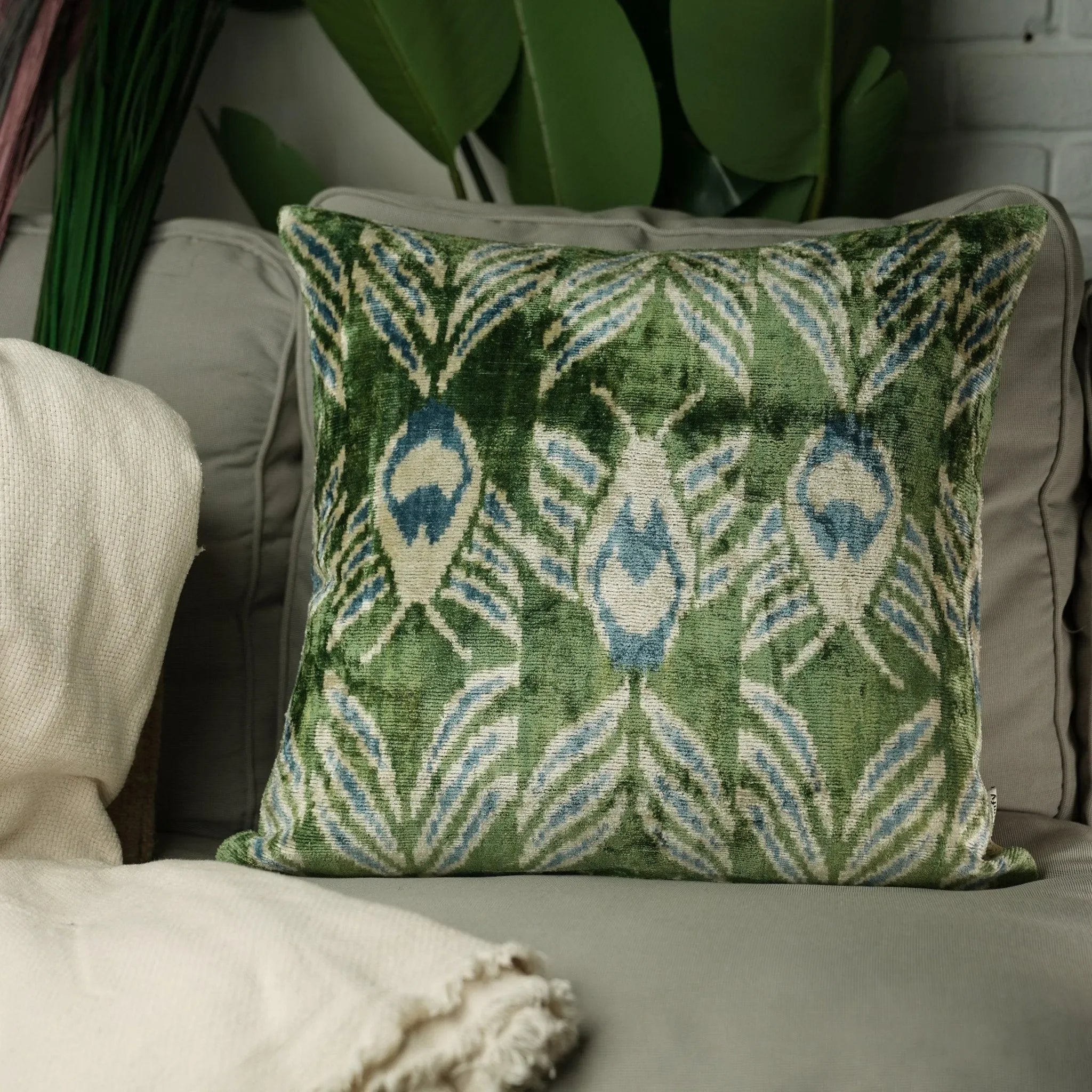 Canvello Handmade Green Pillows For Couch | 20 x 20 in (50 x 50 cm) - The Mayfair Hall