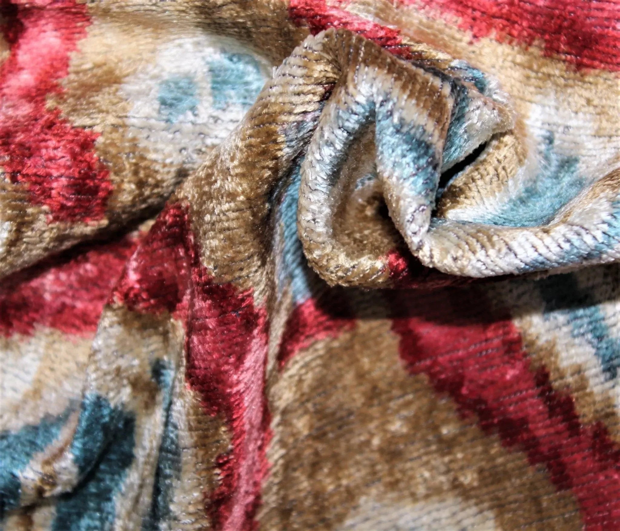 Canvello Luxury Decorative Modern Throw Pillows | 18 x 18 in (45 x 45 cm) - The Mayfair Hall