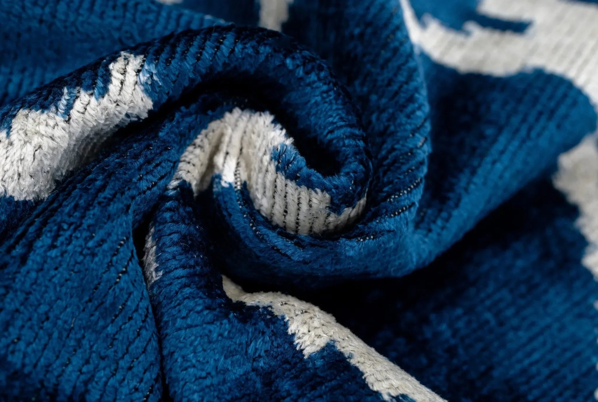 Canvello Unique THROW PILLOW + Down INSERT, Couch Cushion, Handmade Luxury Fabric, Decorative Super Soft Silk Velvet Navy Blue 16x24 in - The Mayfair Hall