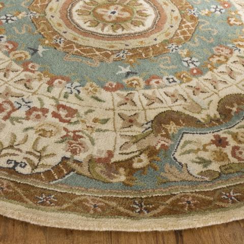 Classic Wool Rug in Ivory and Light Blue
