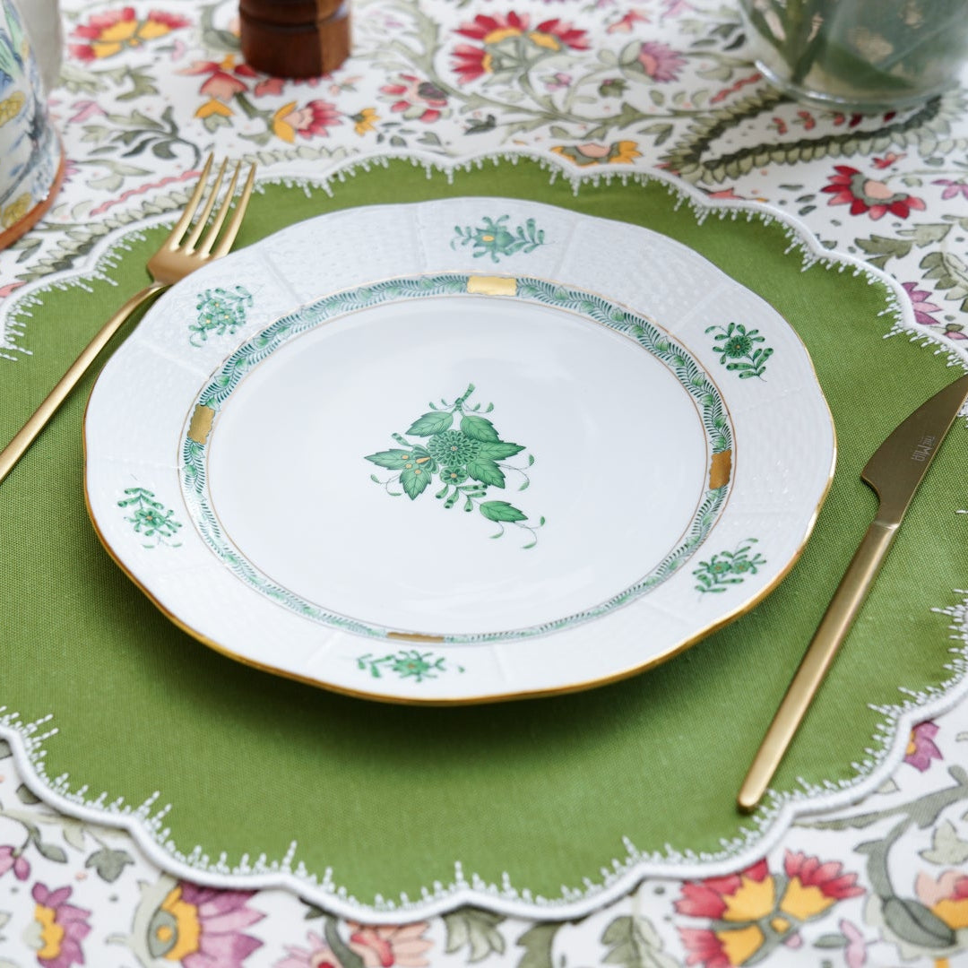 CLOVER GREEN ROUND FABRIC PLACEMAT