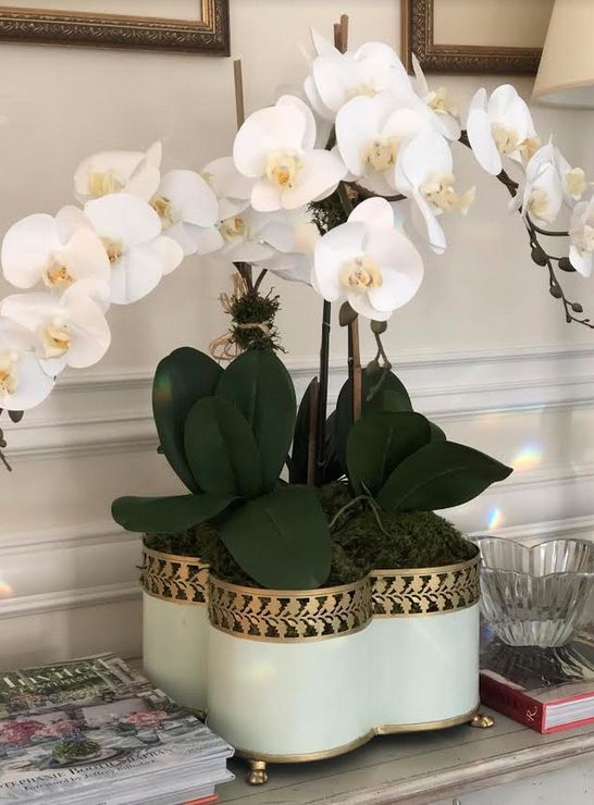 Pale Green & Gold Leaf Quatrefoil Planter