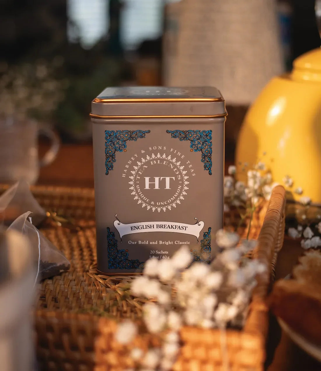 English Breakfast, HT Tin of 20 Sachets - The Mayfair Hall