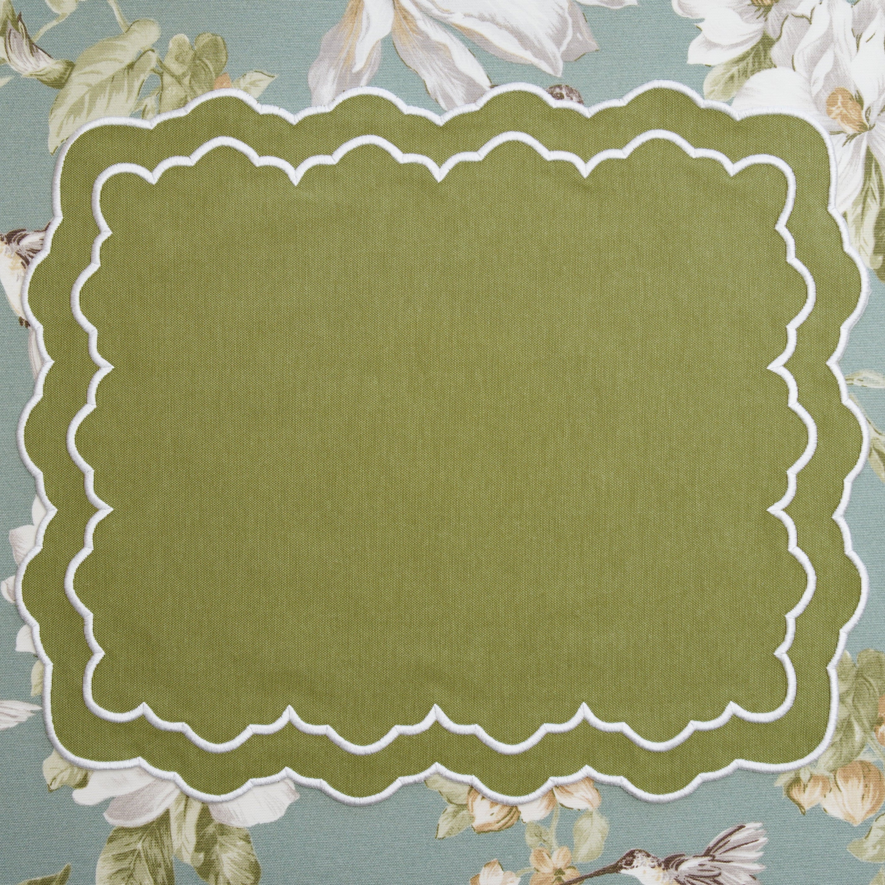 ELARA GREEN RECTANGLE FABRIC PLACEMAT & NAPKIN SET (Set Of 4)