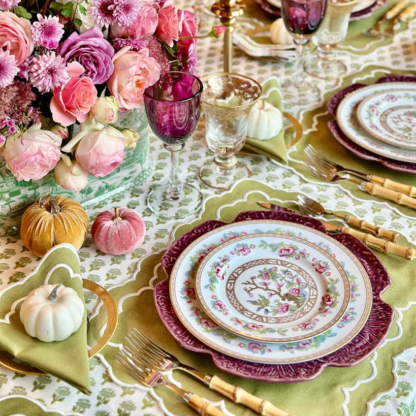 ELARA GREEN RECTANGLE FABRIC PLACEMAT & NAPKIN SET (Set Of 4)