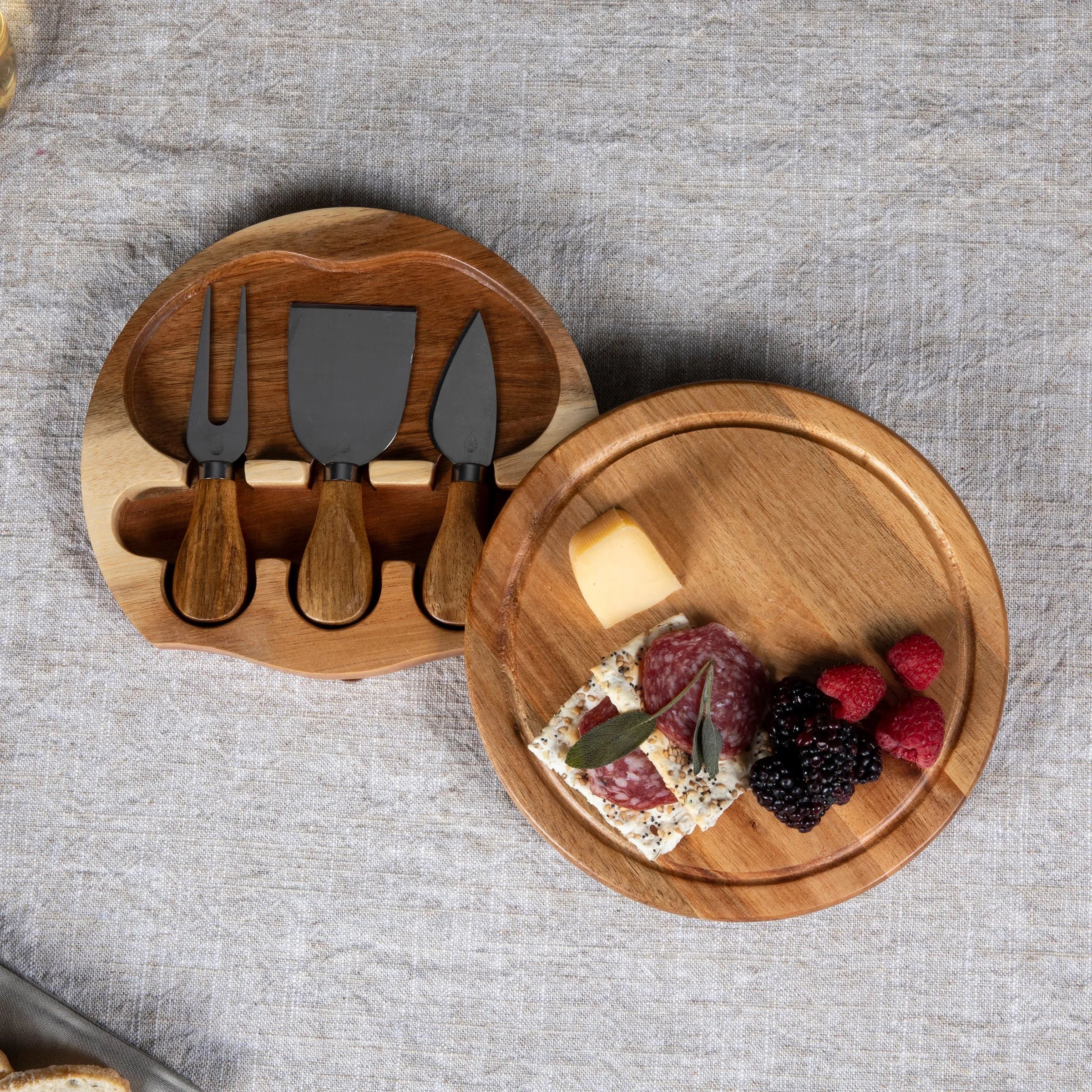 Acacia Brie Cheese Cutting Board & Tools Set - The Mayfair Hall