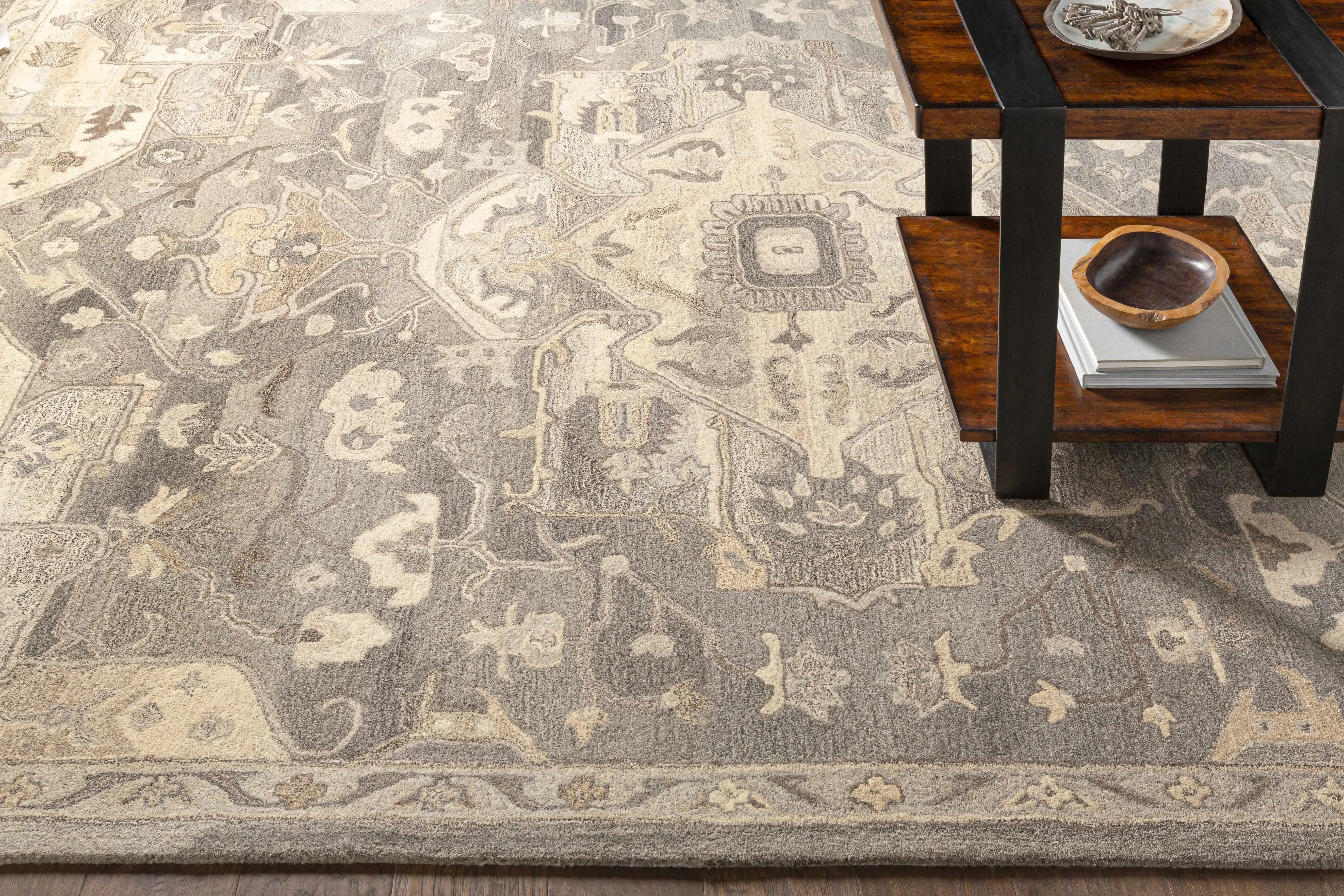 Broomfield 1196 Wool Rug in Taupe