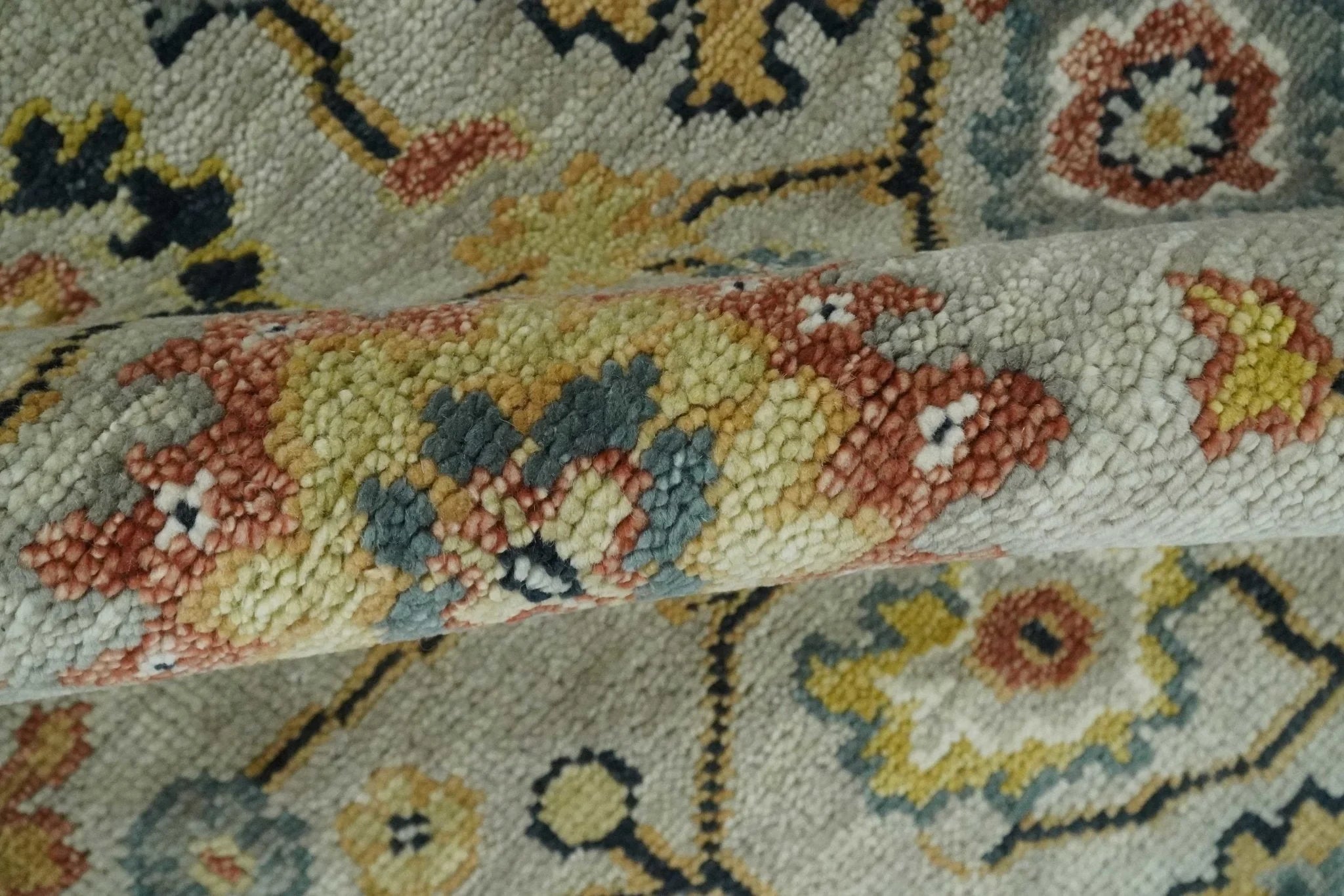 Hand Knotted 5x8, 6x9, 8x10, 9x12, 10x14 and 12x15 Beige, Mustard and Ivory Traditional Persian Oushak Wool Rug | TRDCP901810 - The Rug Decor