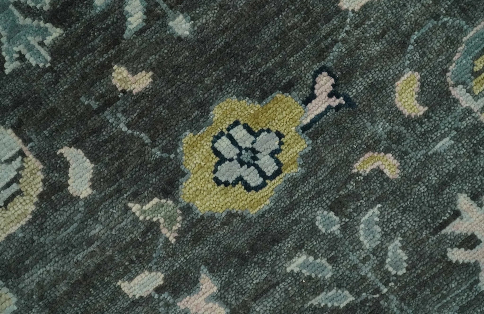 Hand Knotted 5x8, 6x9, 8x10, 9x12, 10x14 and 12x15 Charcoal and Ivory Traditional Persian Oushak Wool Rug | TRDCP905810 - The Rug Decor