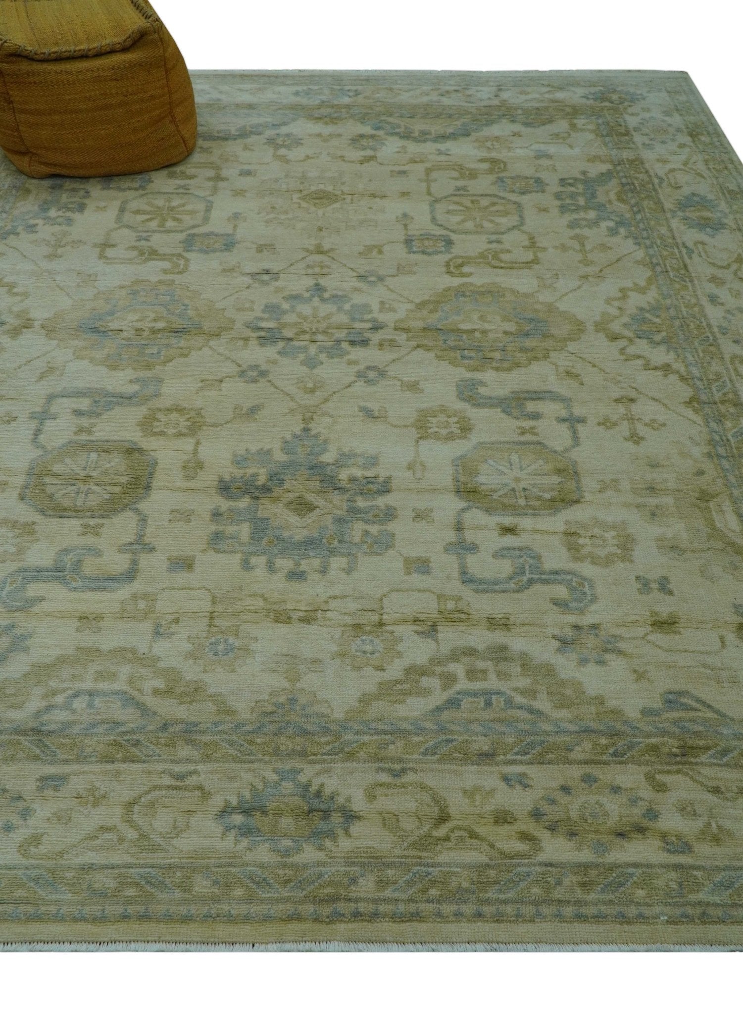 Hand Knotted Ivory And Blue Traditional Oushak Design 8x10 Wool Area Rug