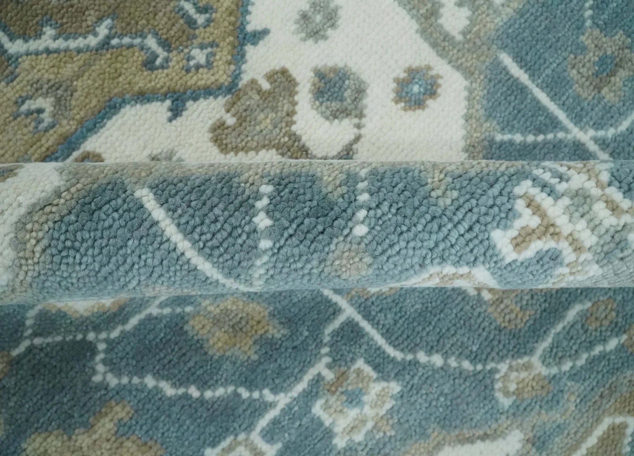 Handmade 5x8, 6x9, 8x10, 9x12, 10x14 and 12x15 Antique Traditional Persian Blue and Ivory Area Rug | TRDCP104 - The Rug Decor