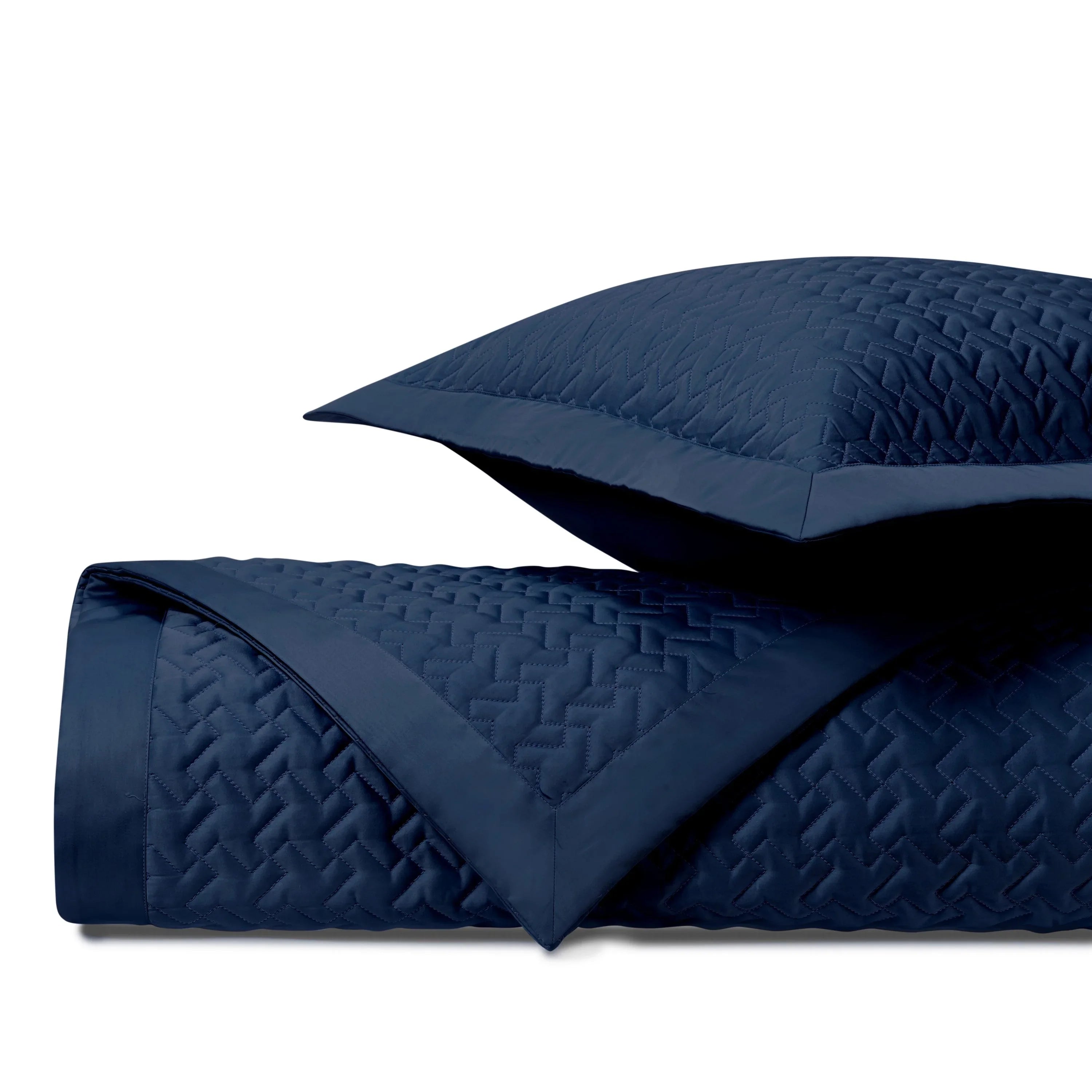 Houndstooth Quilted Swatch - The Mayfair Hall