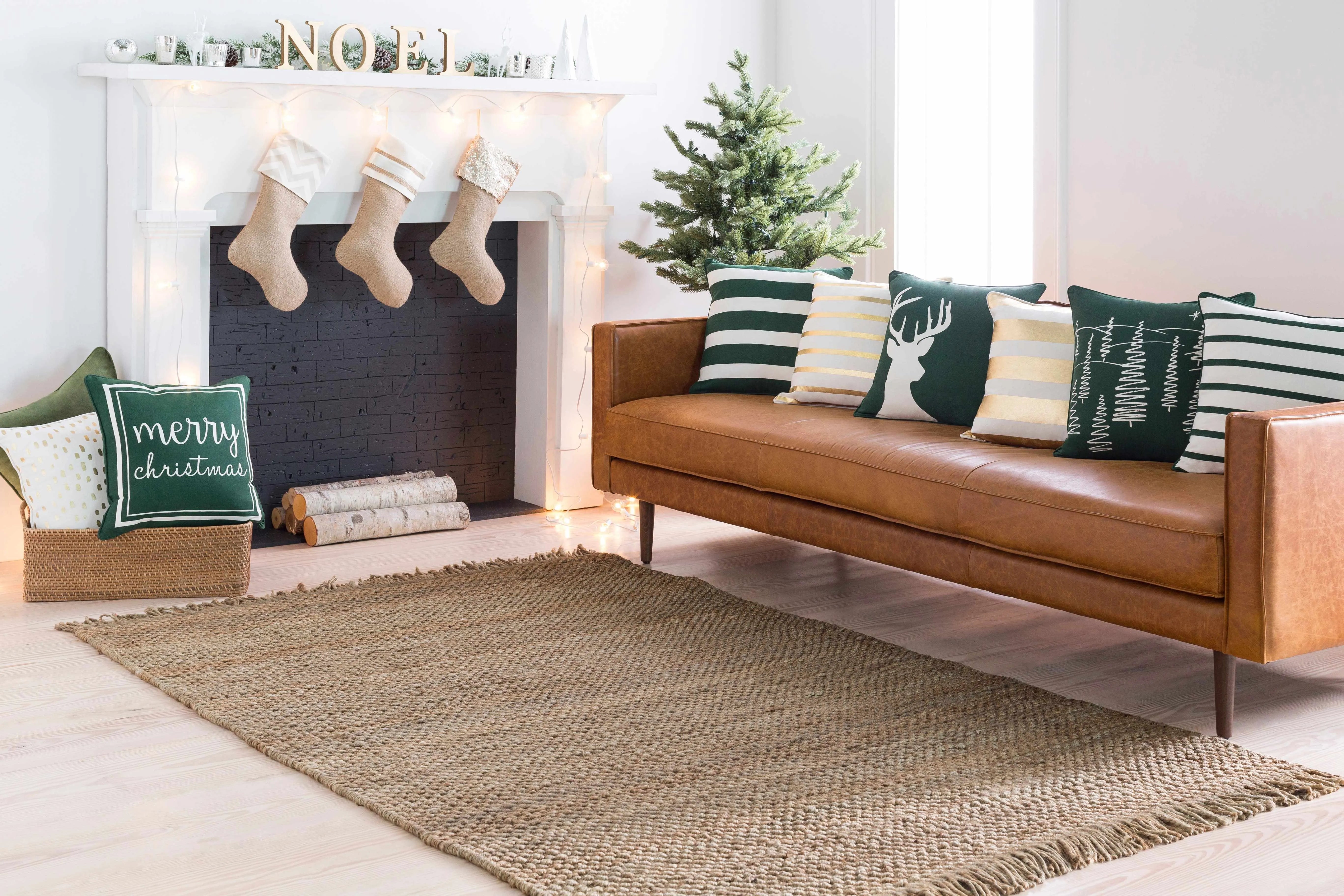 Hovland Hand Woven Natural Jute Rug