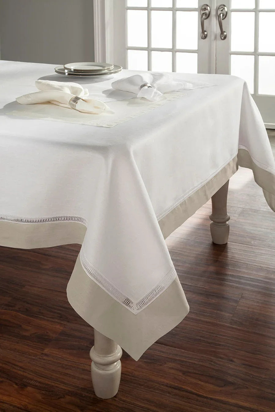 Linea Tablecloth - The Mayfair Hall