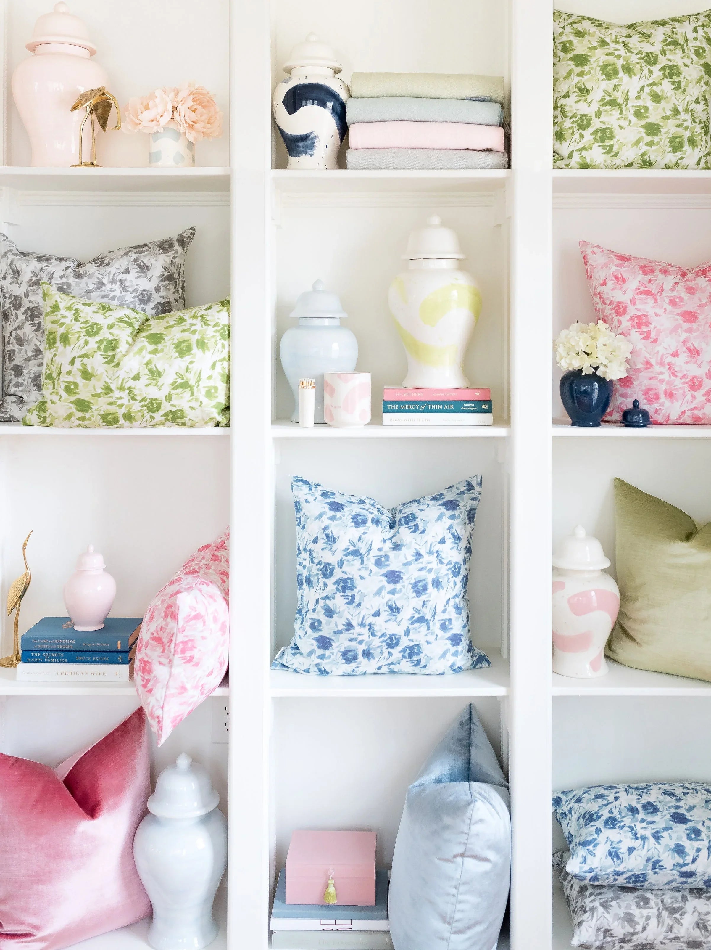 Serenity Brushstroke Ginger Jar - The Mayfair Hall