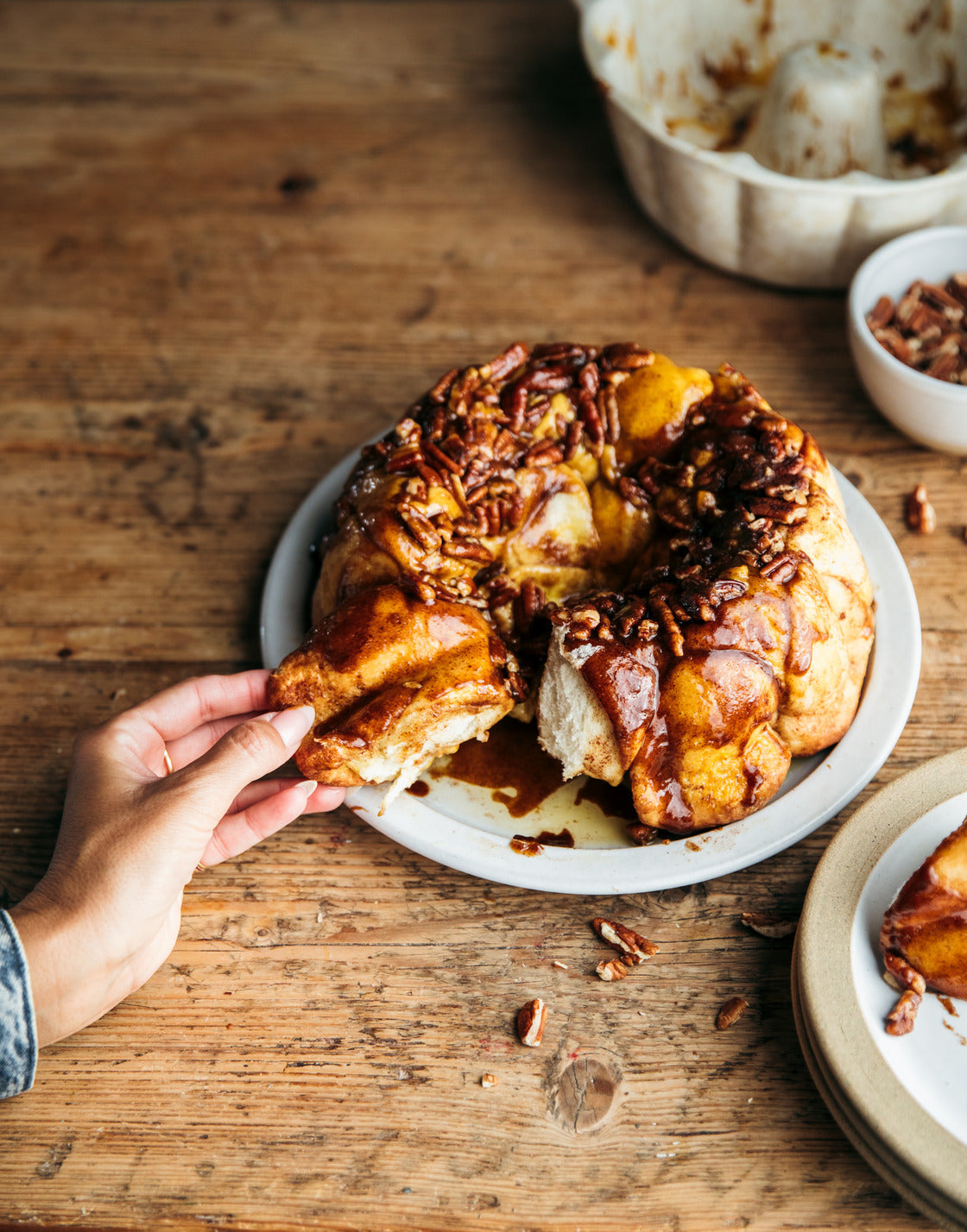 Artist's Spatter Bundt Pan