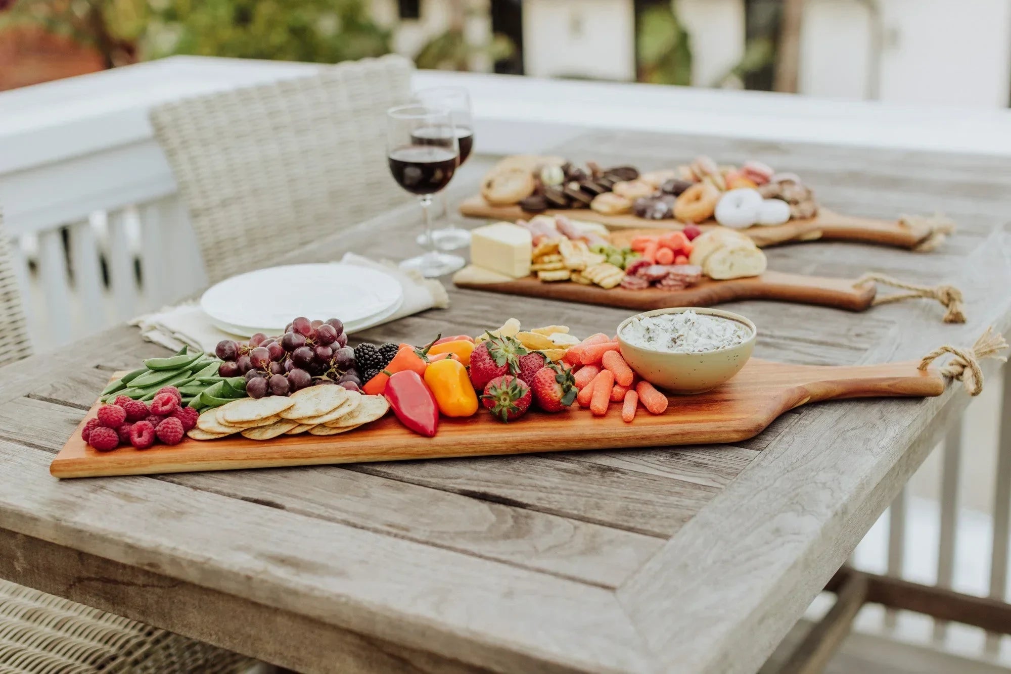Artisan 30" Acacia Charcuterie Board - The Mayfair Hall