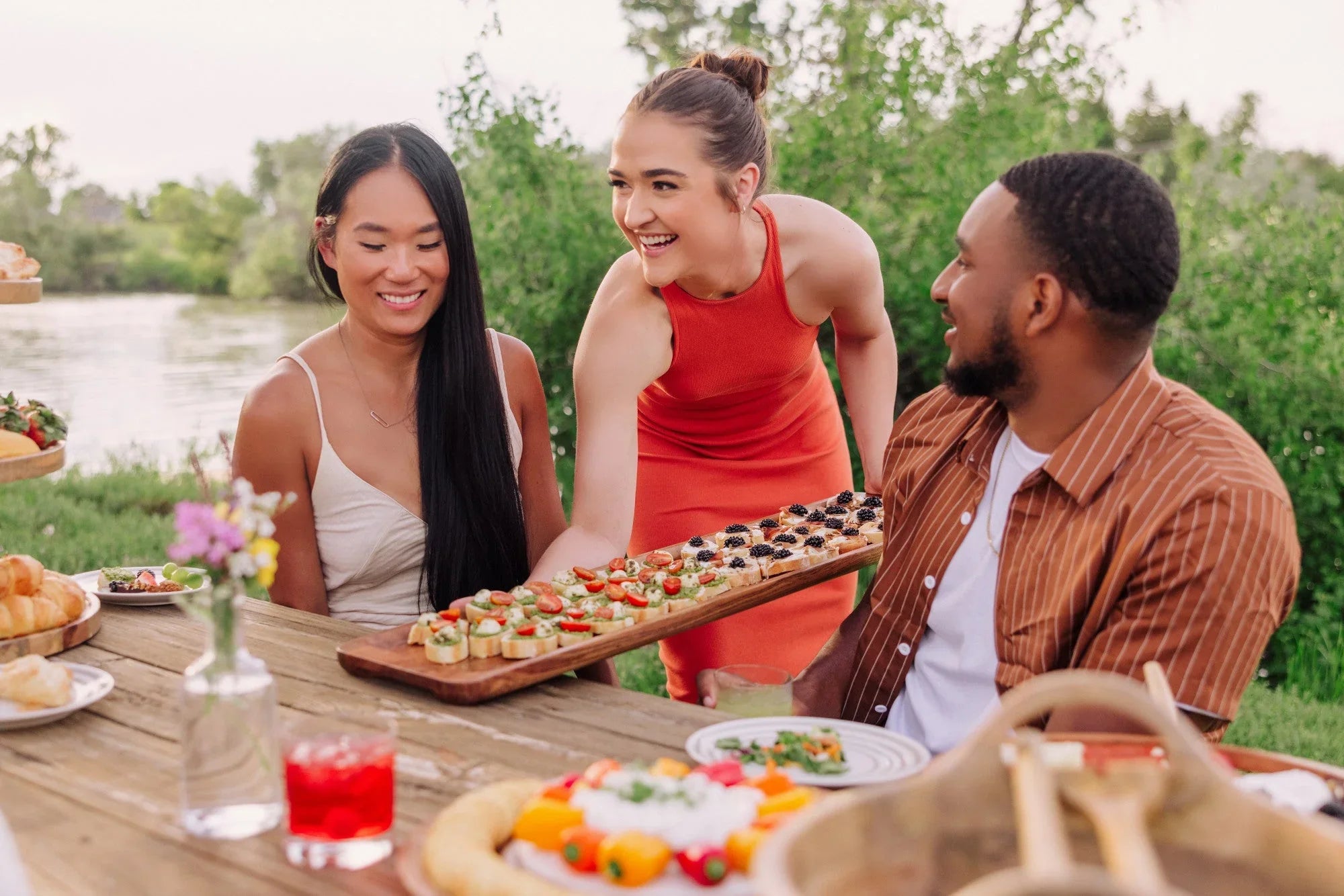 Canapé 36" Appetizer Serving Tray - The Mayfair Hall