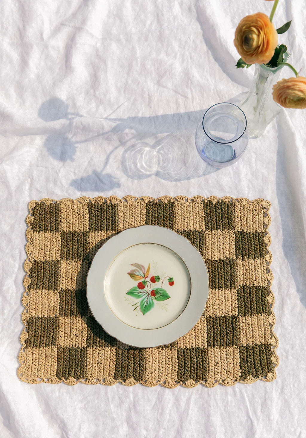 Green checked Placemat, Rectangular raffia tabletop - The Mayfair Hall