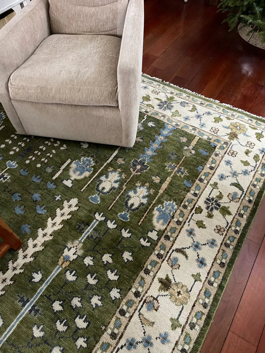 Ready to Ship Hand Knotted Green and Ivory Traditional Wool Area Rug - The Rug Decor