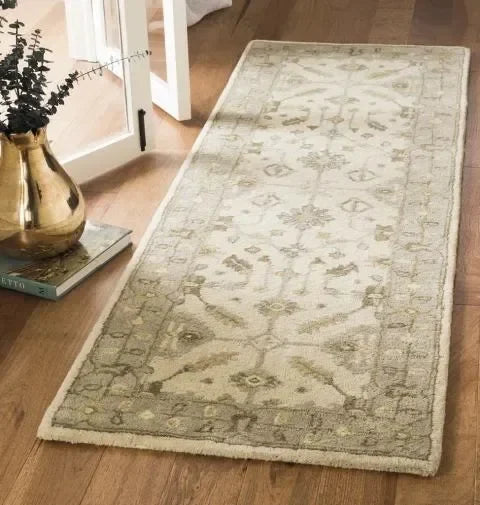 Royalty Wool Rug in Cream and Light Gray - The Mayfair Hall