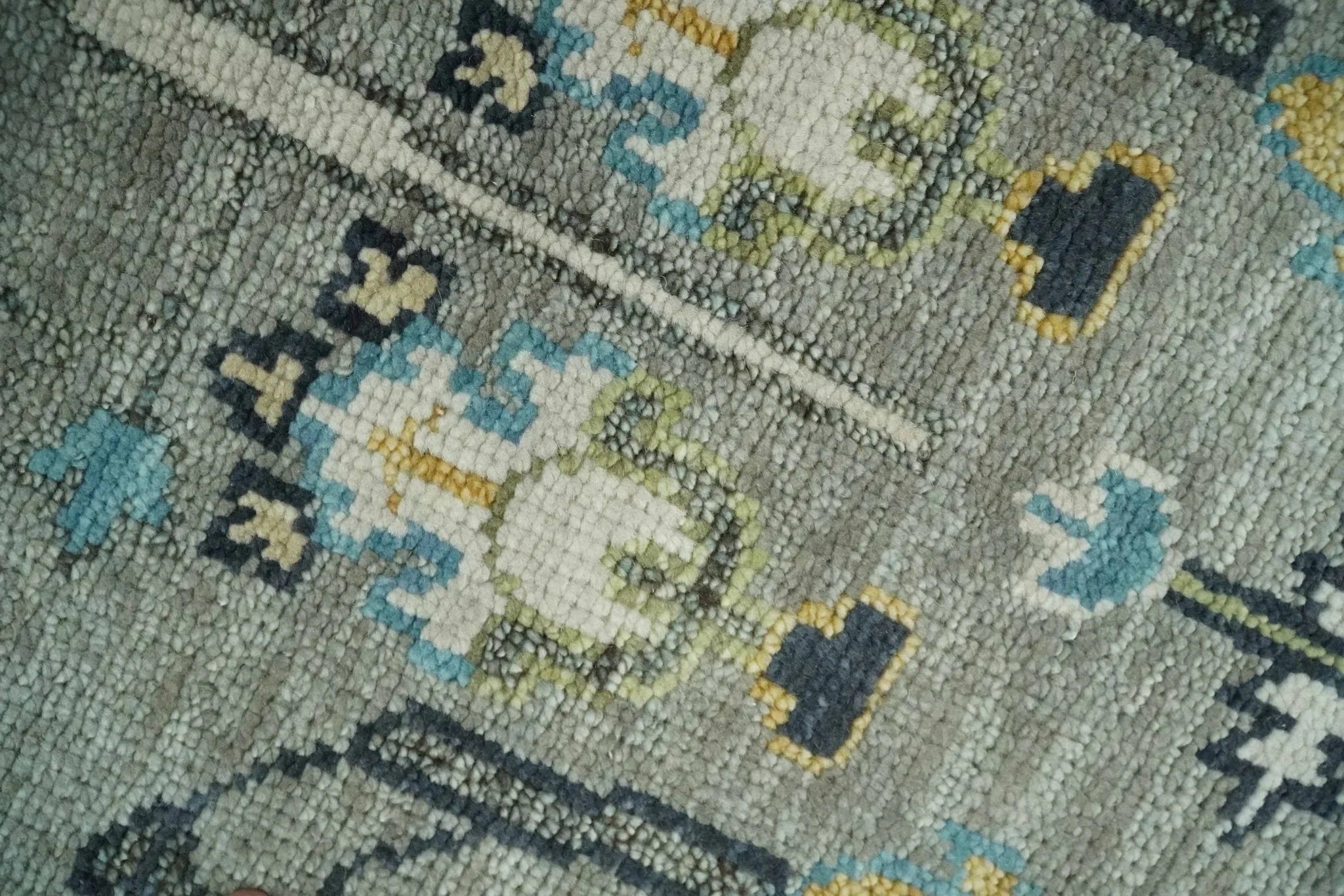 Silver and Ivory 8x10, 9x12, 10x14 and 12x15 Hand Knotted Traditional Persian Vintage Oushak Wool Rug | TRDCP870810 - The Rug Decor