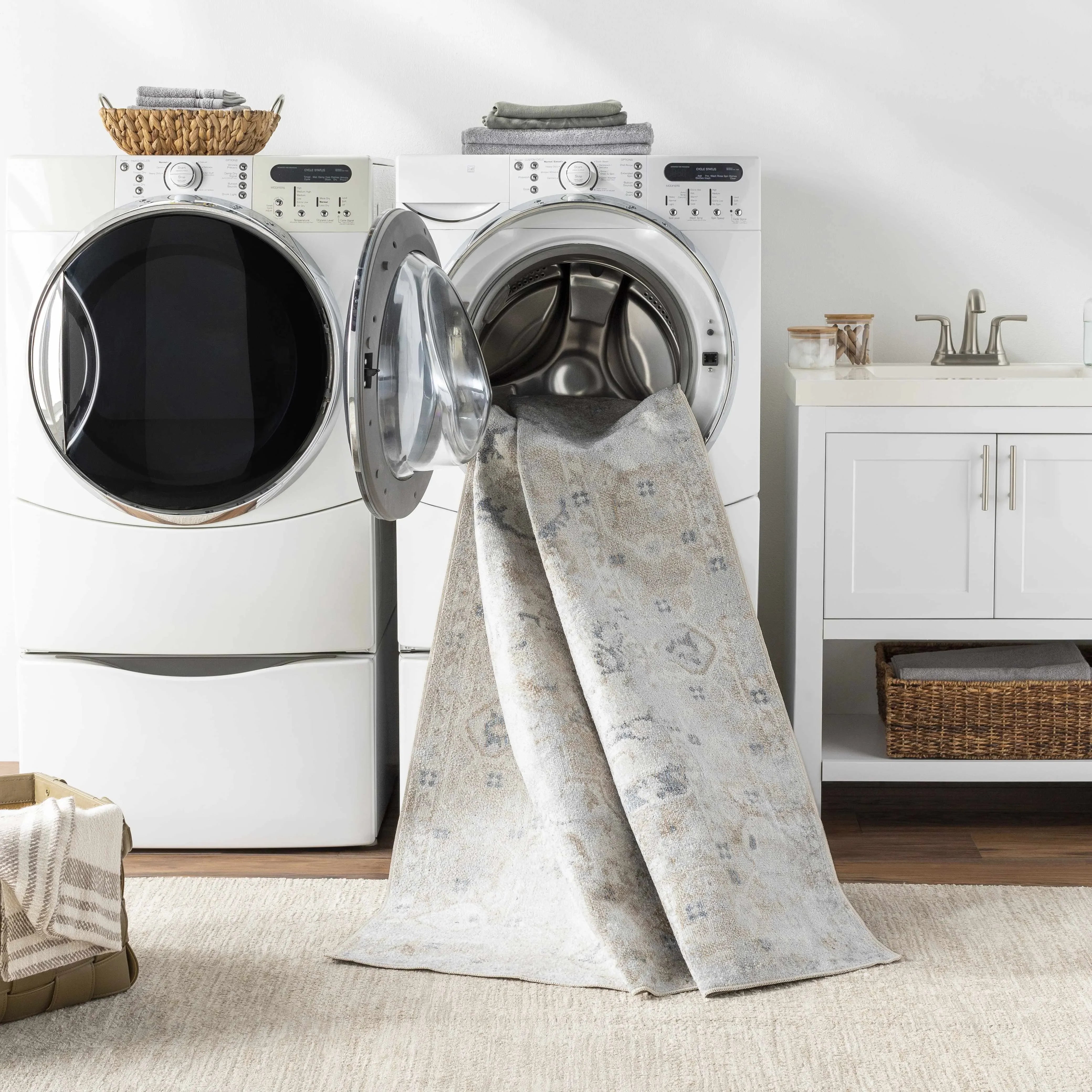 Dobry Washable Area Rug - The Mayfair Hall