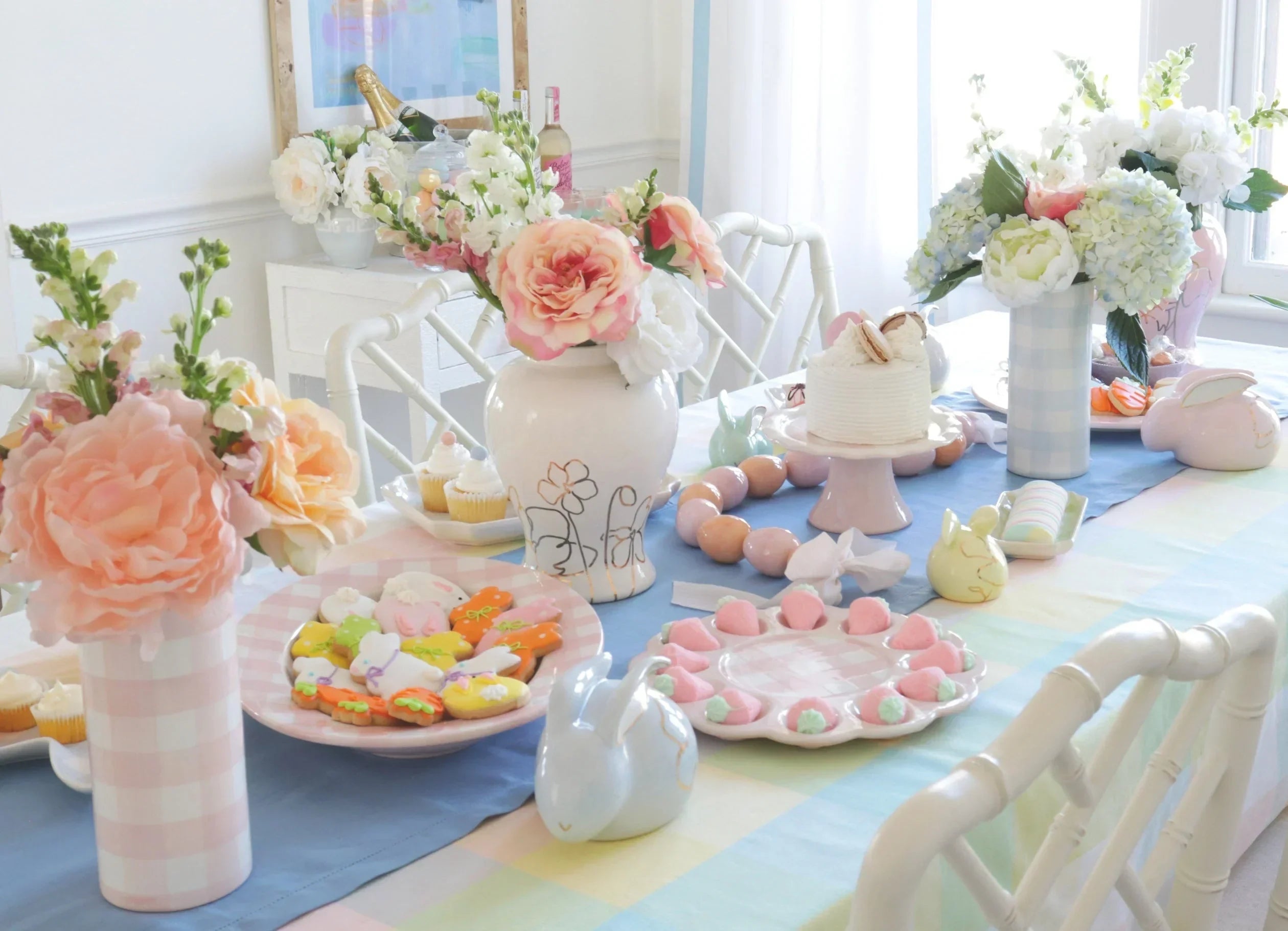 Gingham Column Vase - The Mayfair Hall