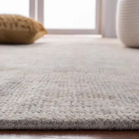 Samarkand Wool Rug in Light Gray and Beige - The Mayfair Hall