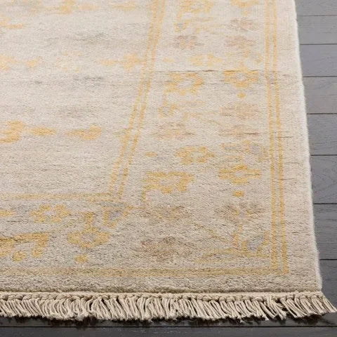 Sultanabad Wool Rug in Beige - The Mayfair Hall