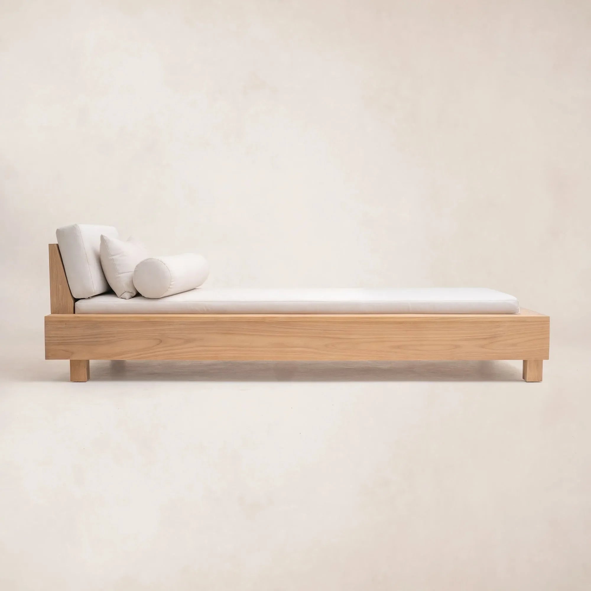 Ojai Outdoor Daybed - Single - The Mayfair Hall