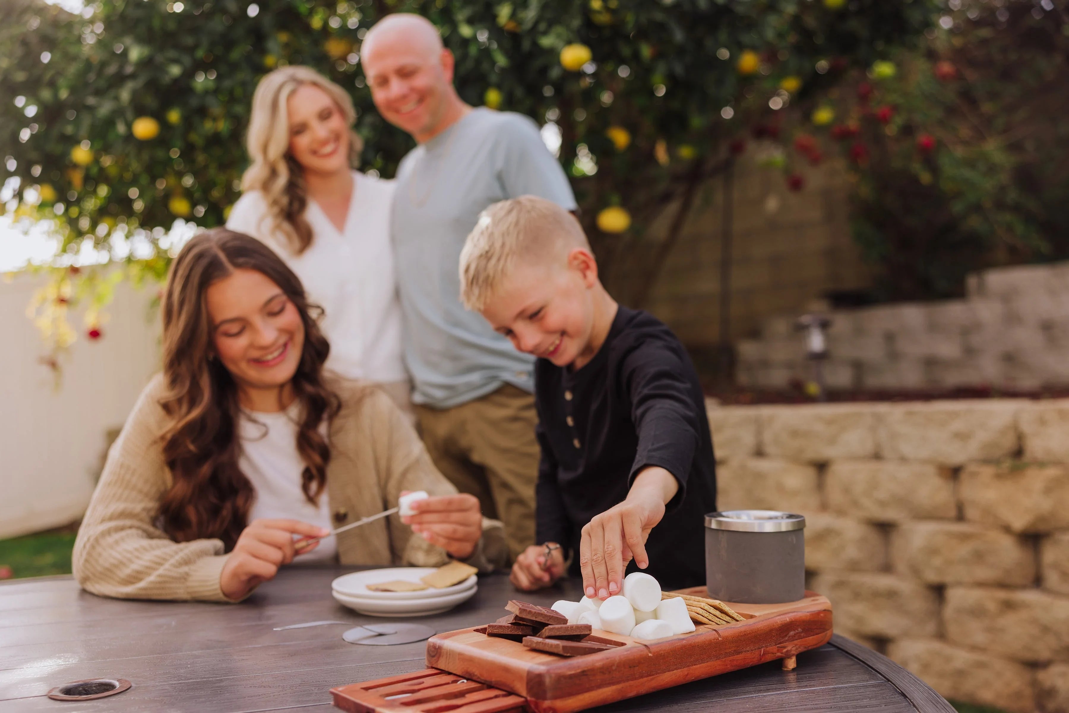 Dolce S'mores Kit with Tabletop Fire Pit