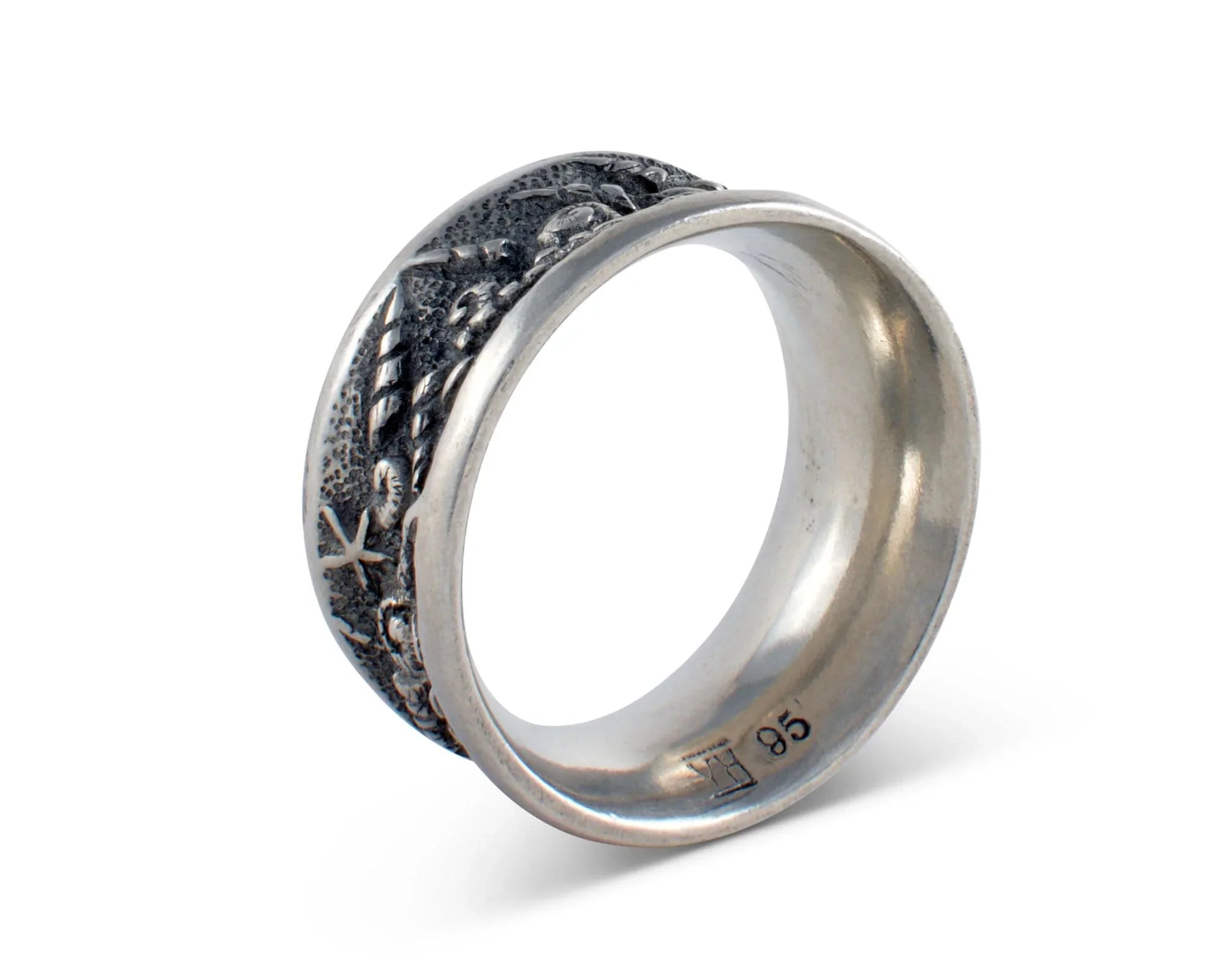 Coastal Tide Pool Napkin Ring - The Mayfair Hall