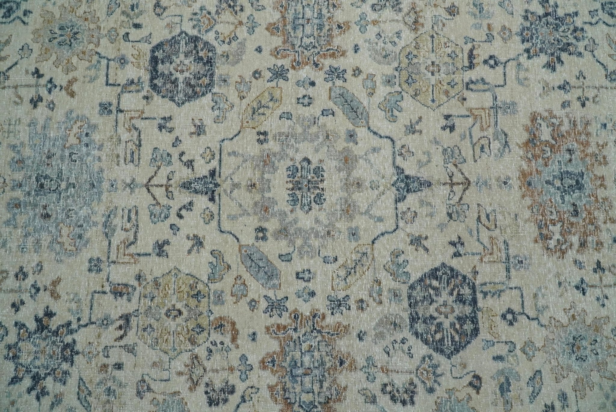 Vintage Style Ivory and Rust 8x10 Traditional Textured Low Pile Wool Rug